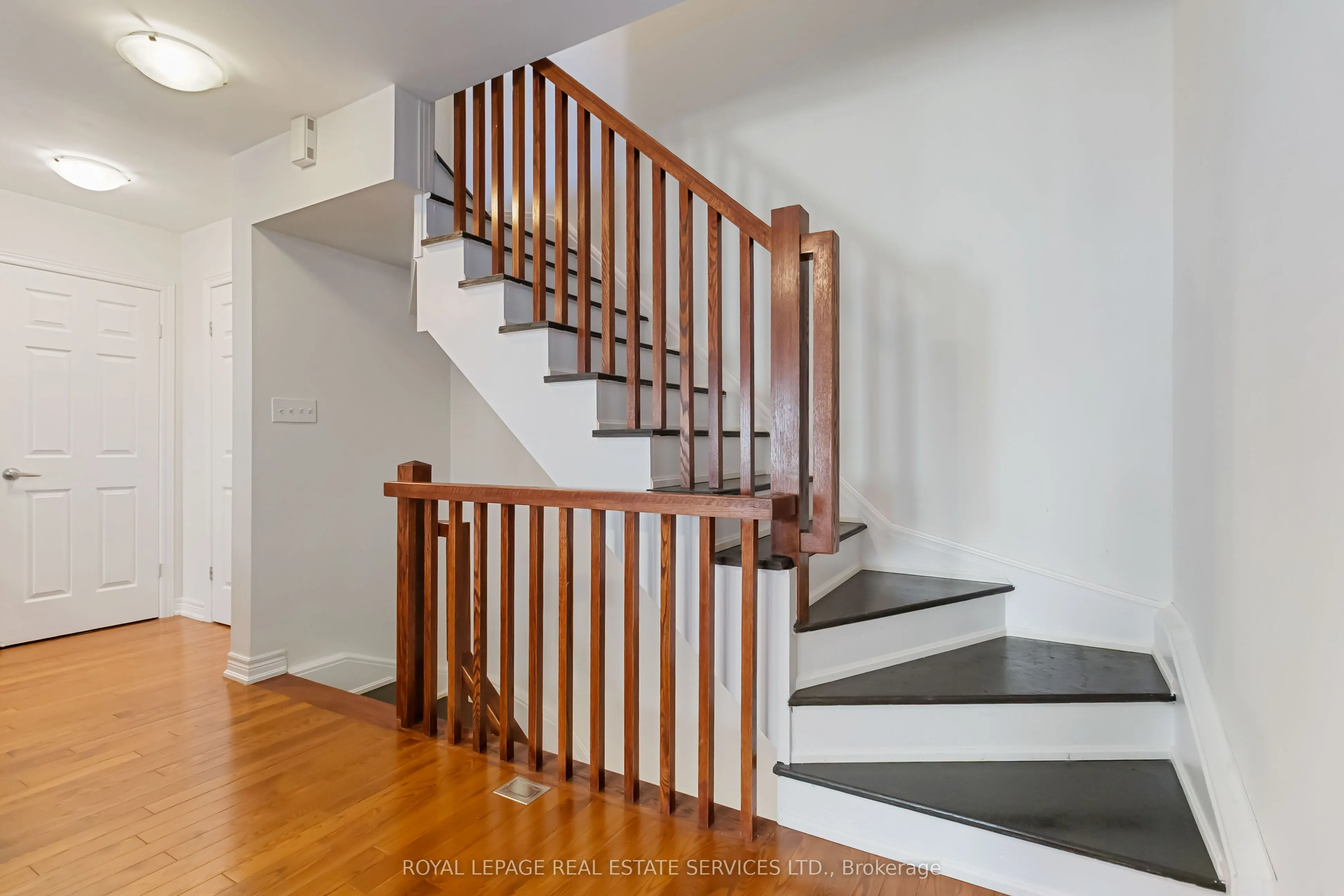 362 Plains Road E, #46