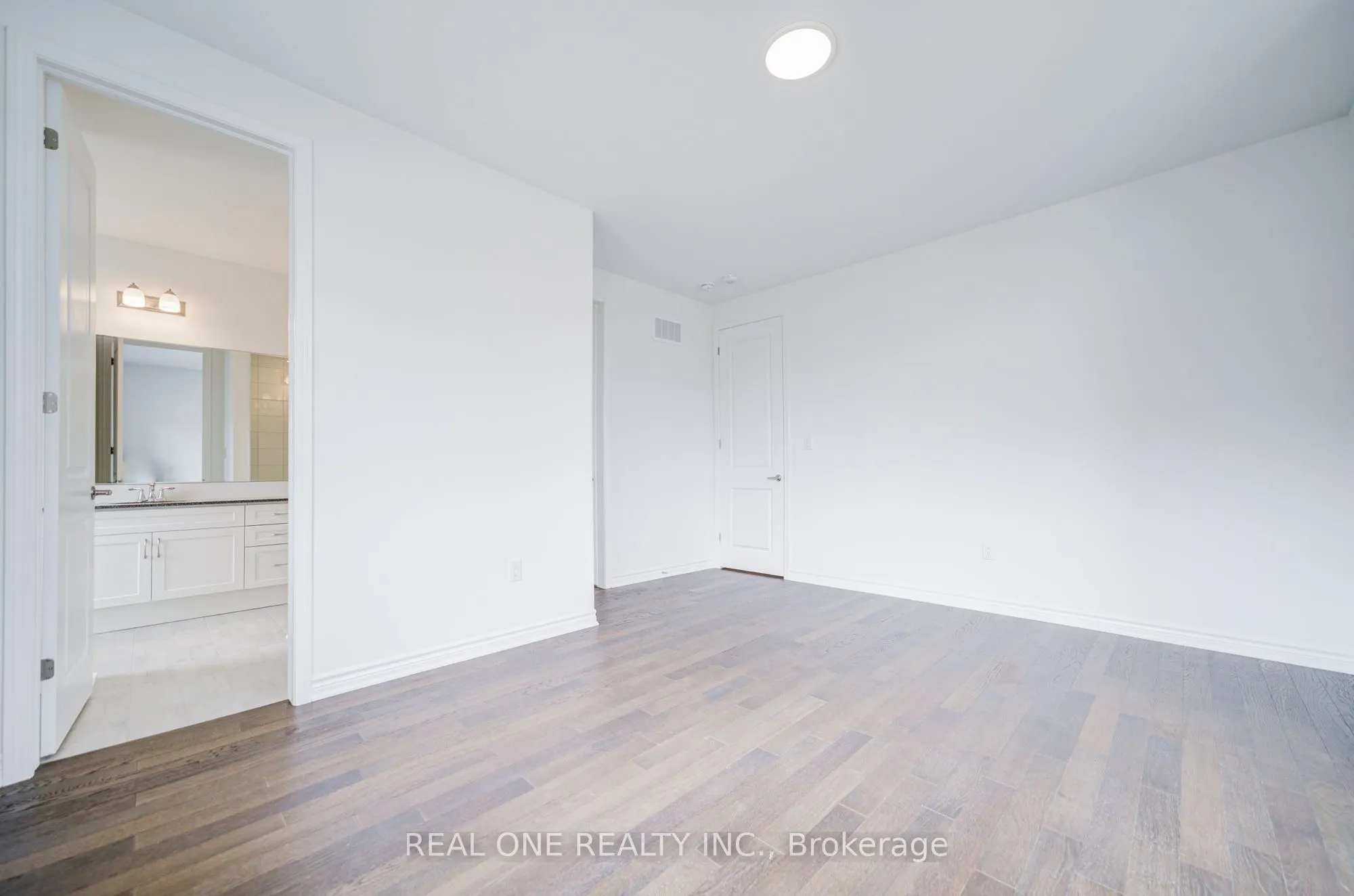 1201 Onyx Trail