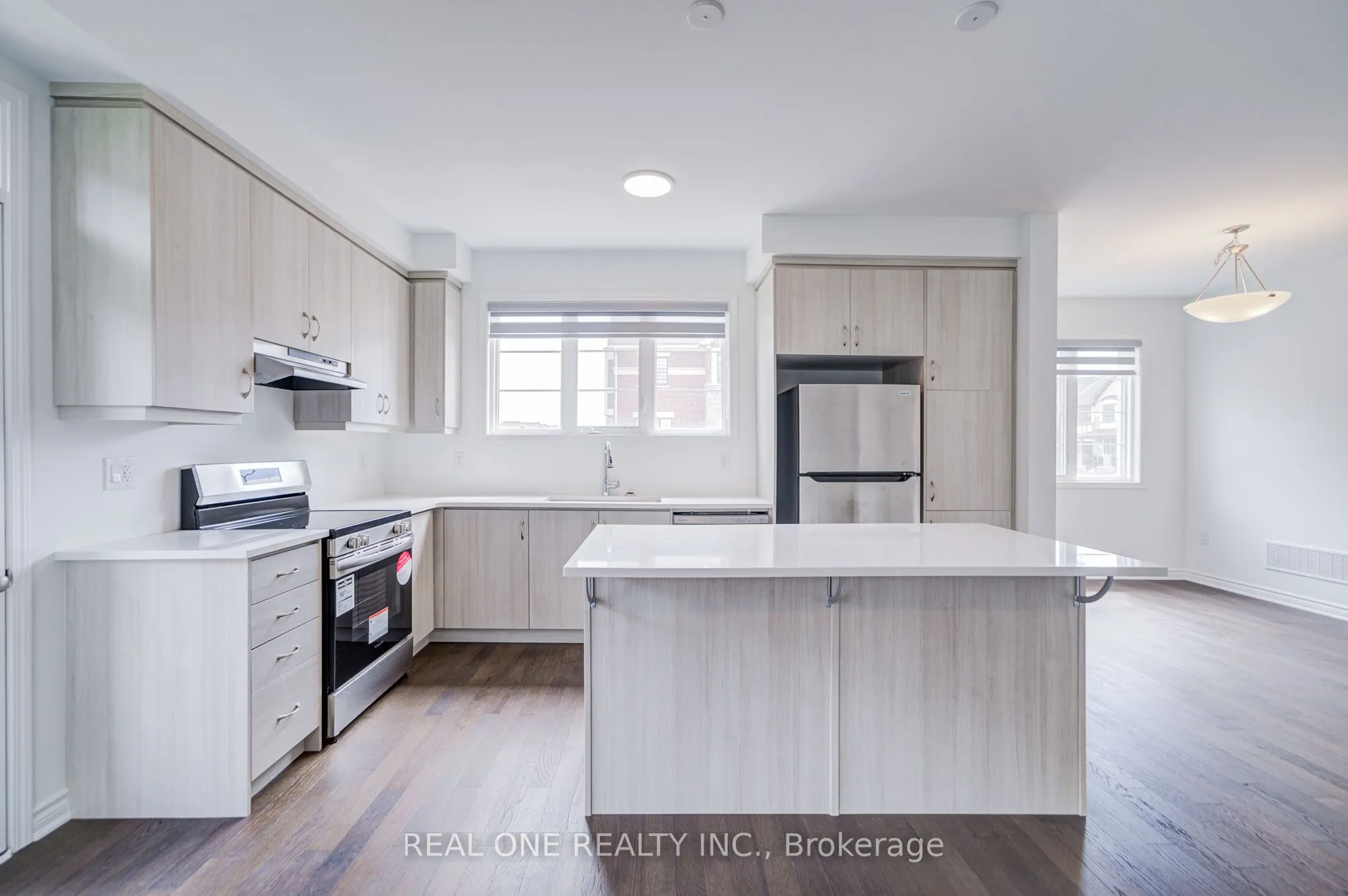 1201 Onyx Trail