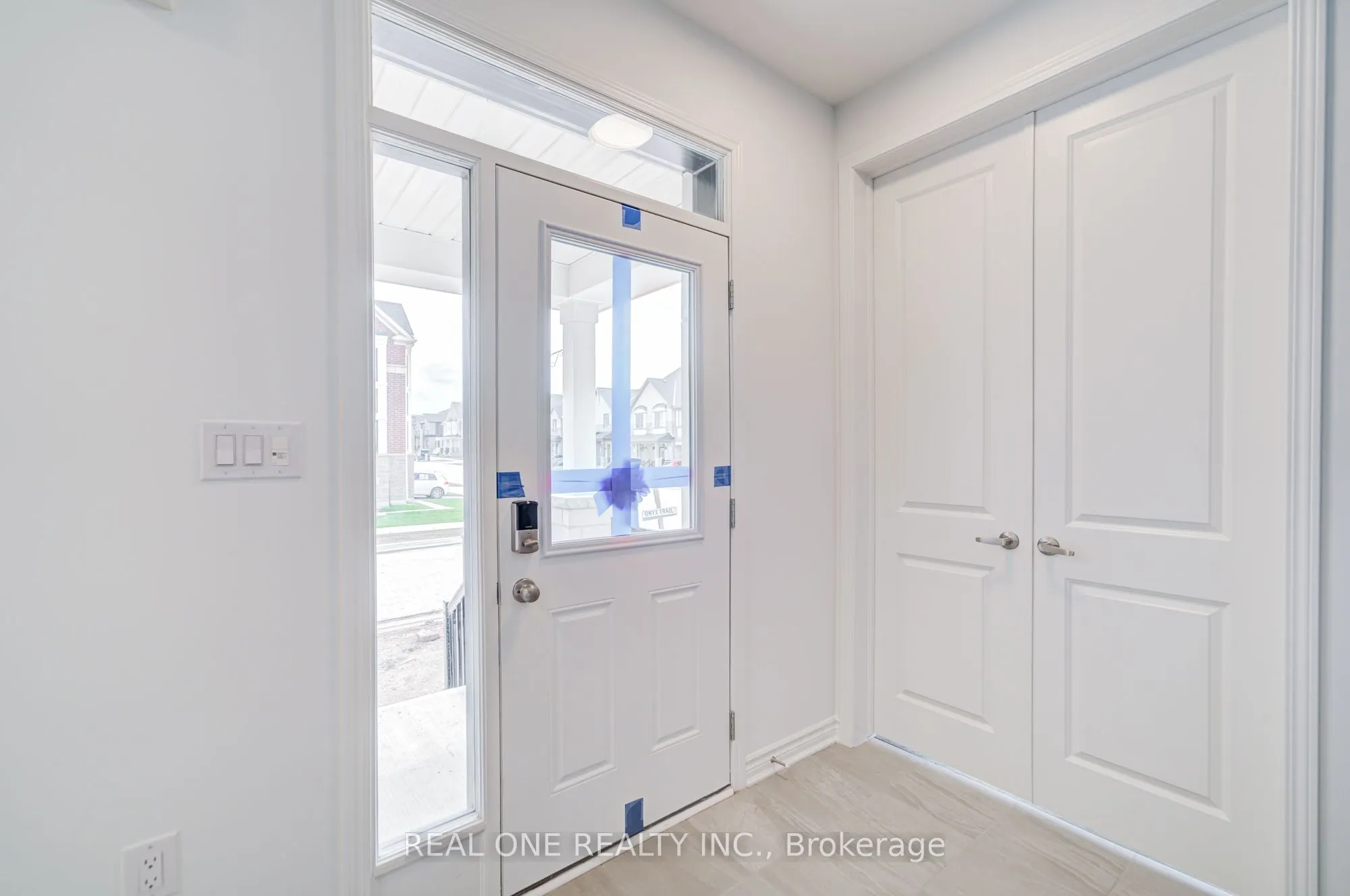 1201 Onyx Trail