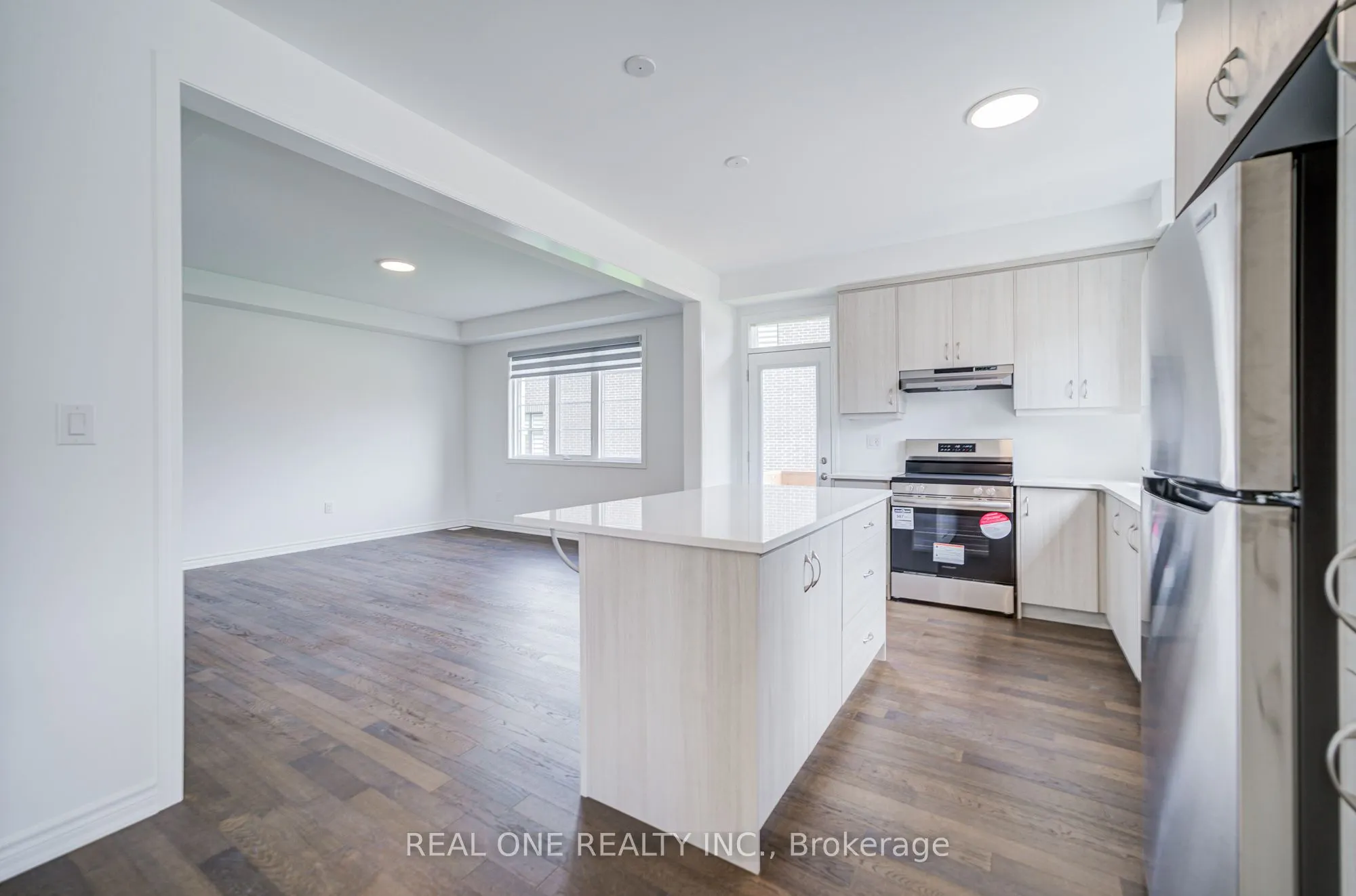 1201 Onyx Trail