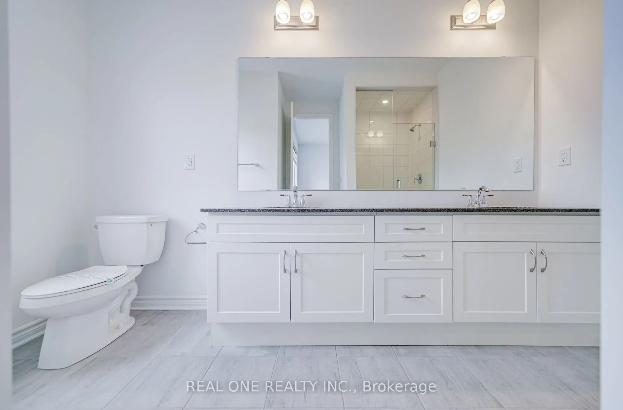 1201 Onyx Trail