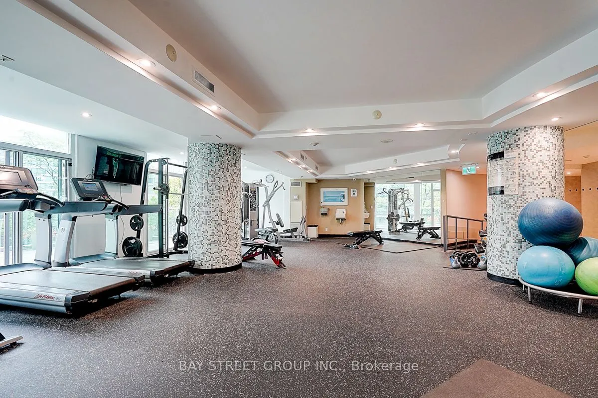 3939 Duke Of York Boulevard, #2004
