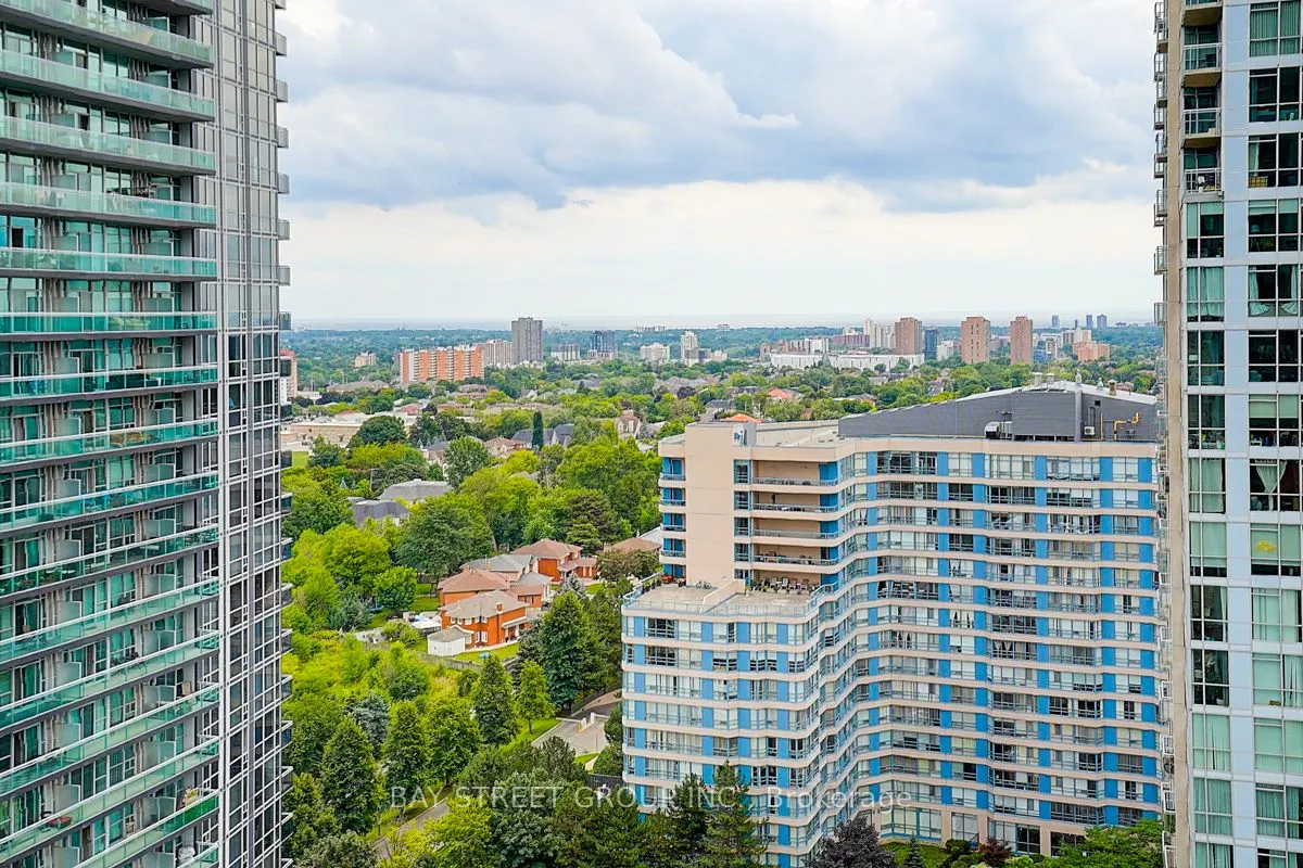 3939 Duke Of York Boulevard, #2004