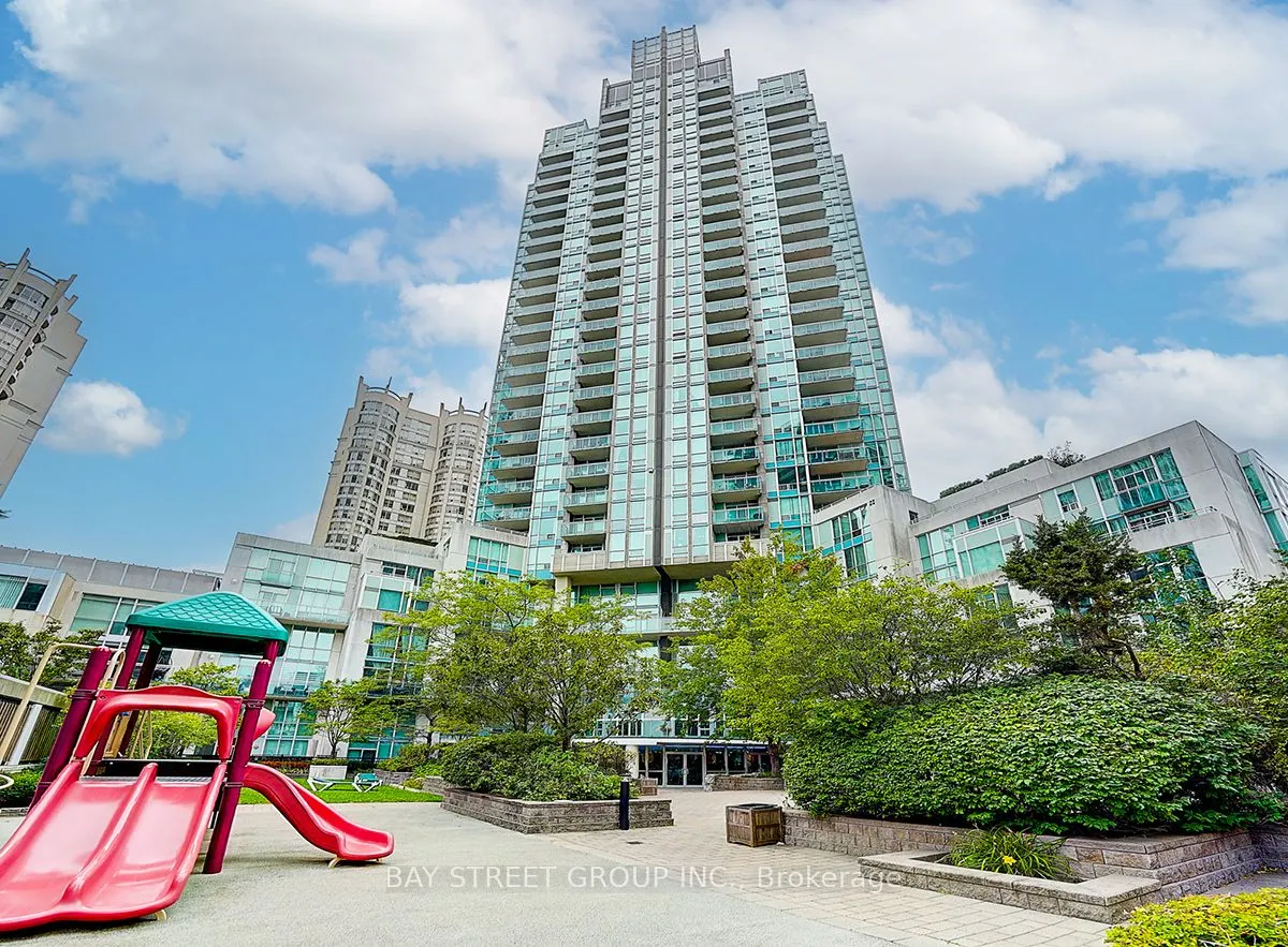 3939 Duke Of York Boulevard, #2004