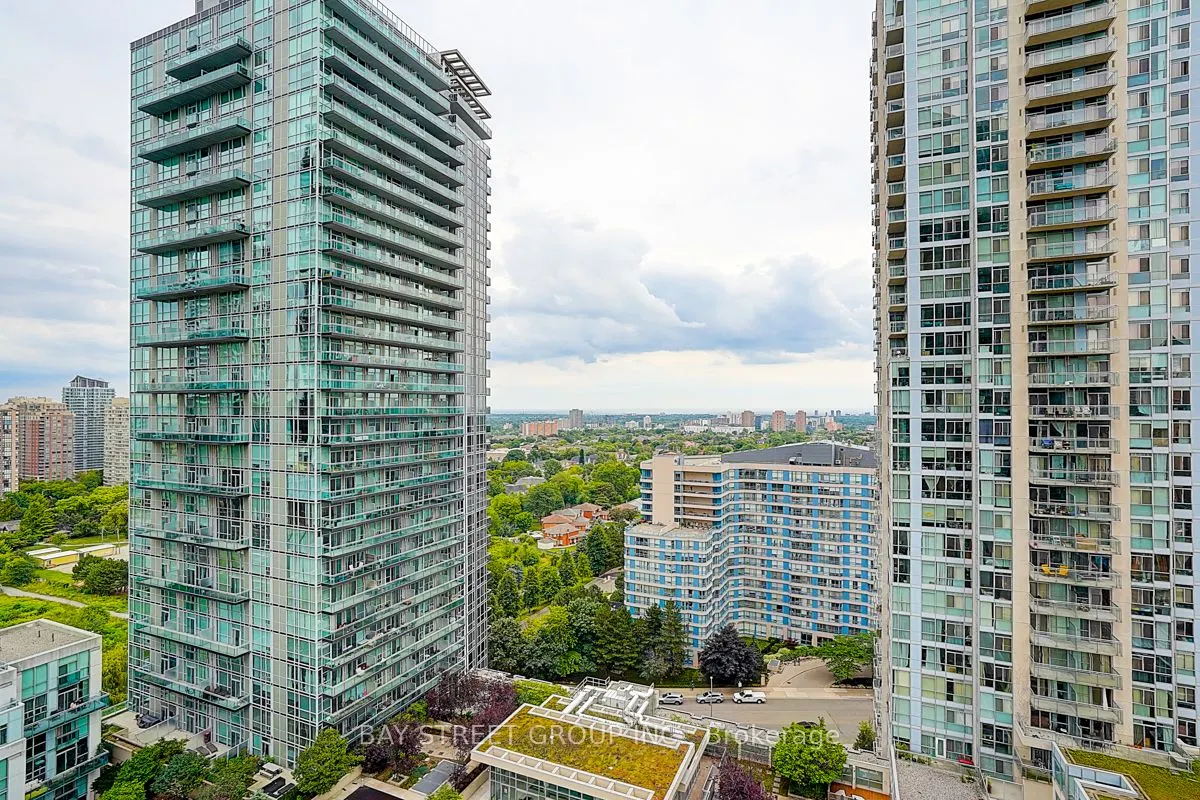 3939 Duke Of York Boulevard, #2004