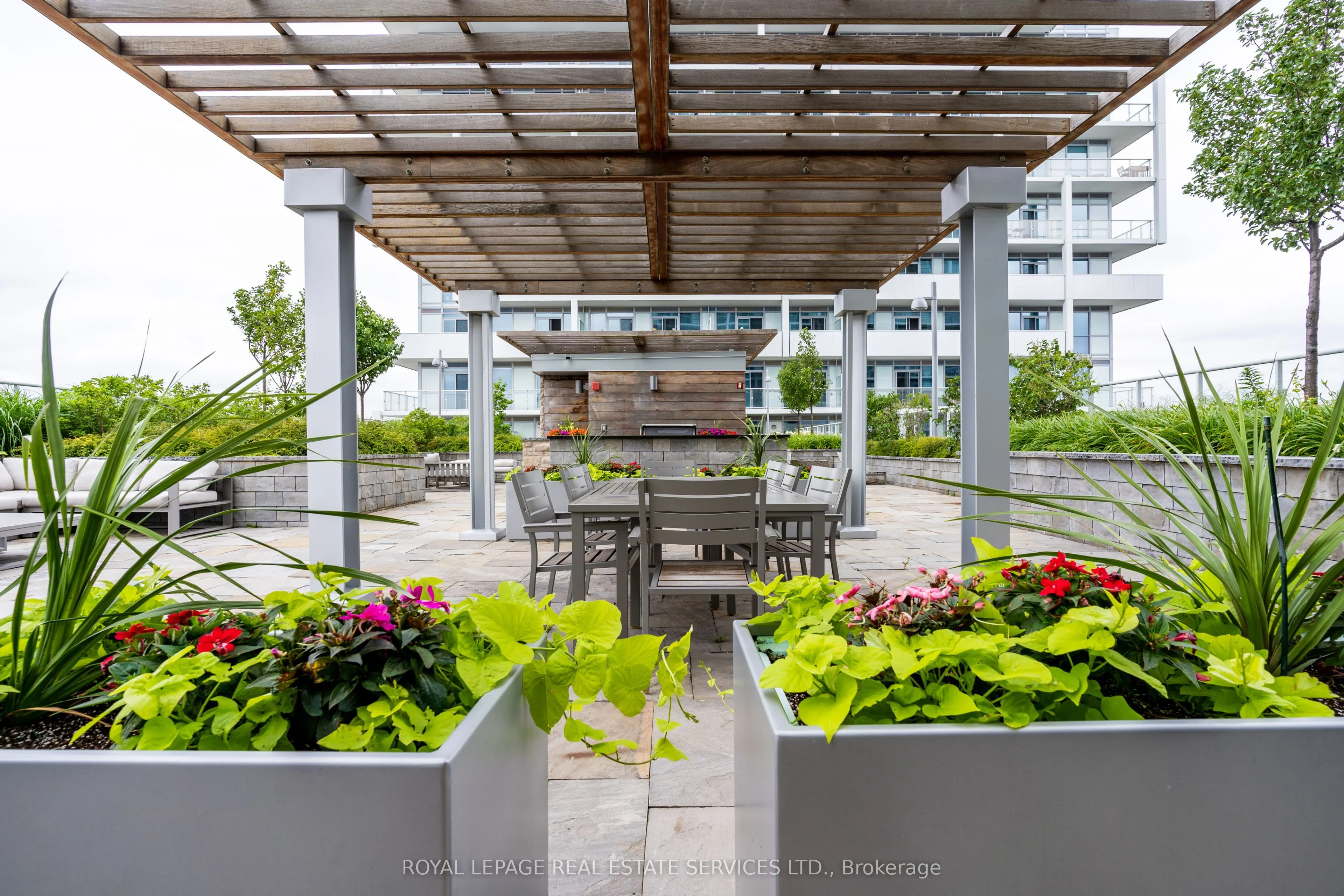 55 Speers Road, #612