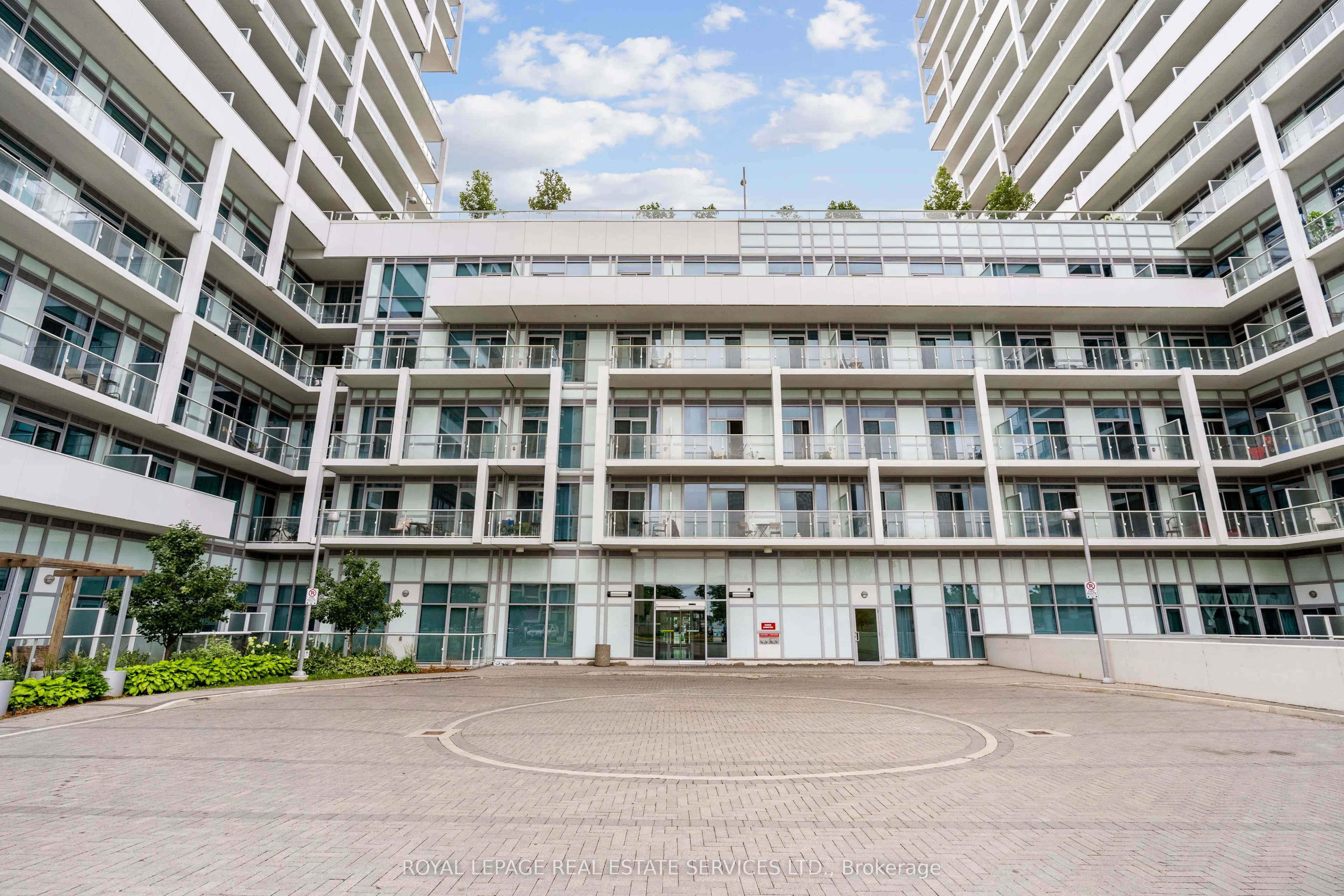 55 Speers Road, #612