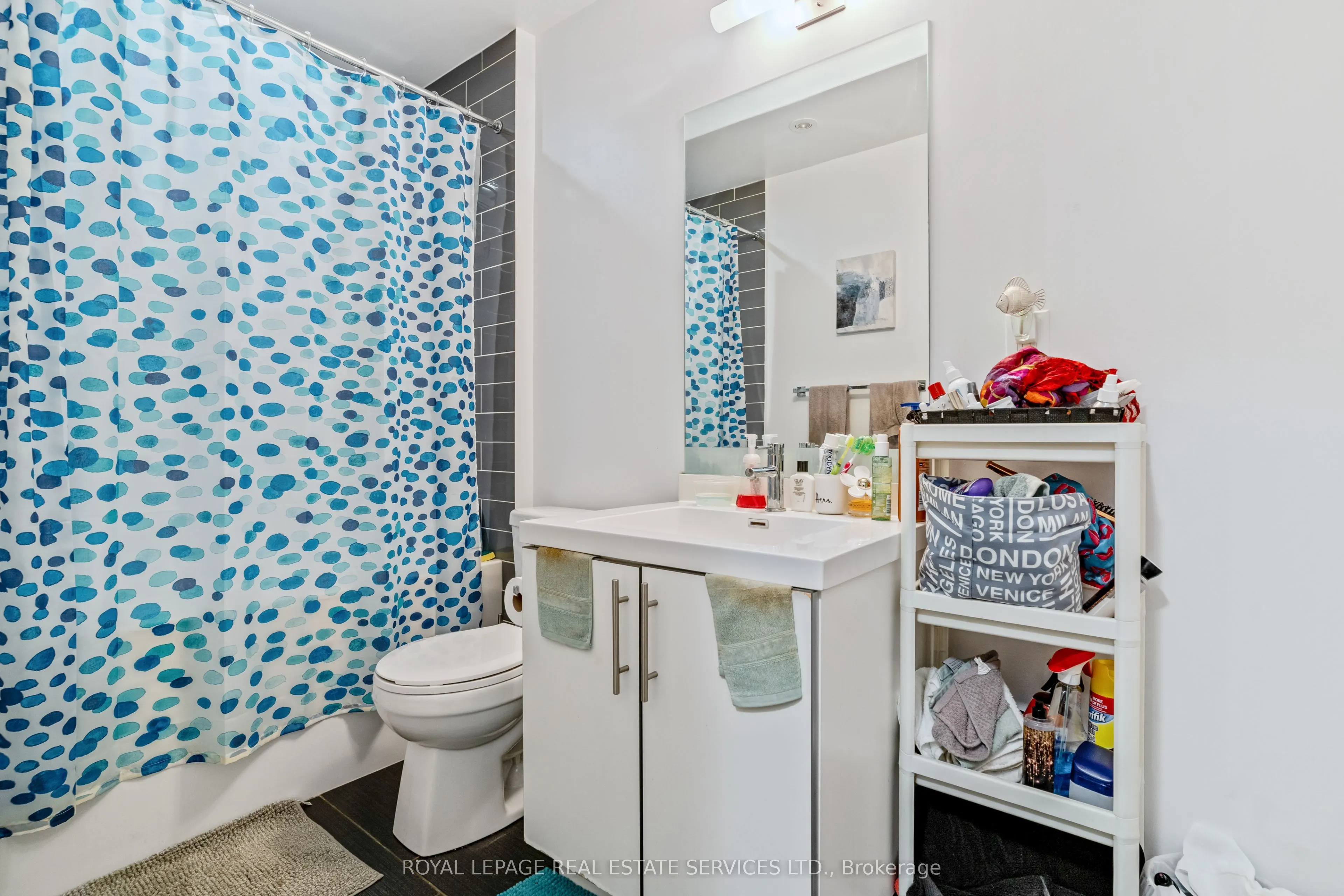 55 Speers Road, #612