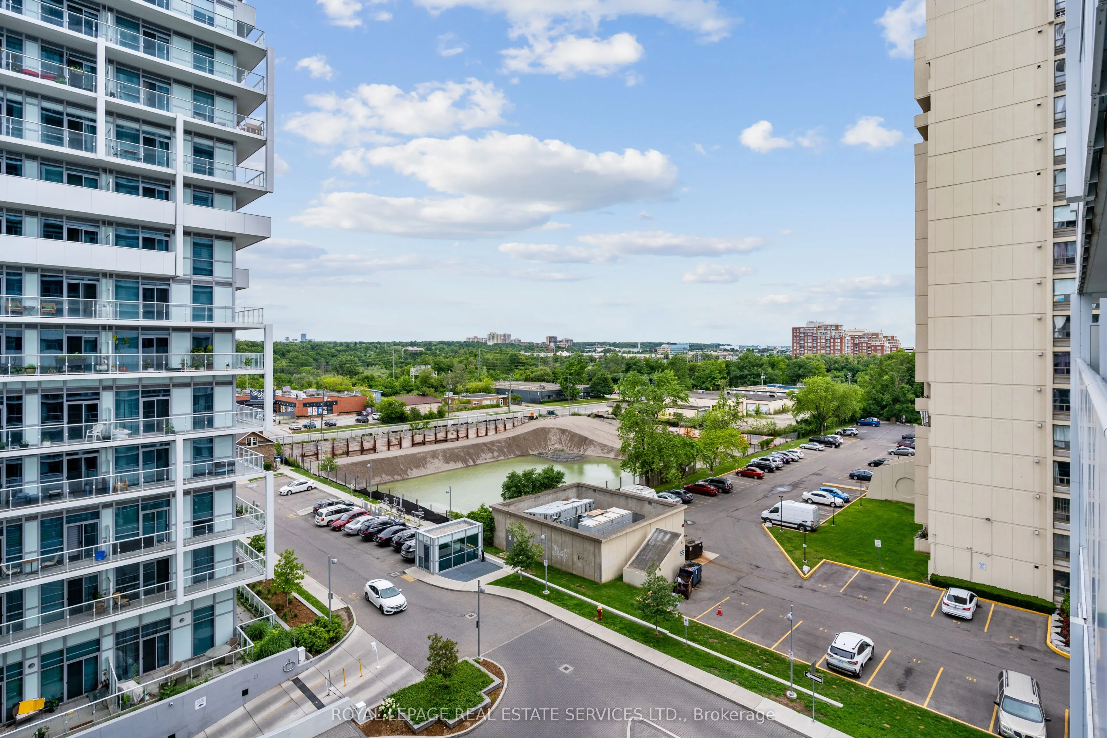 55 Speers Road, #612
