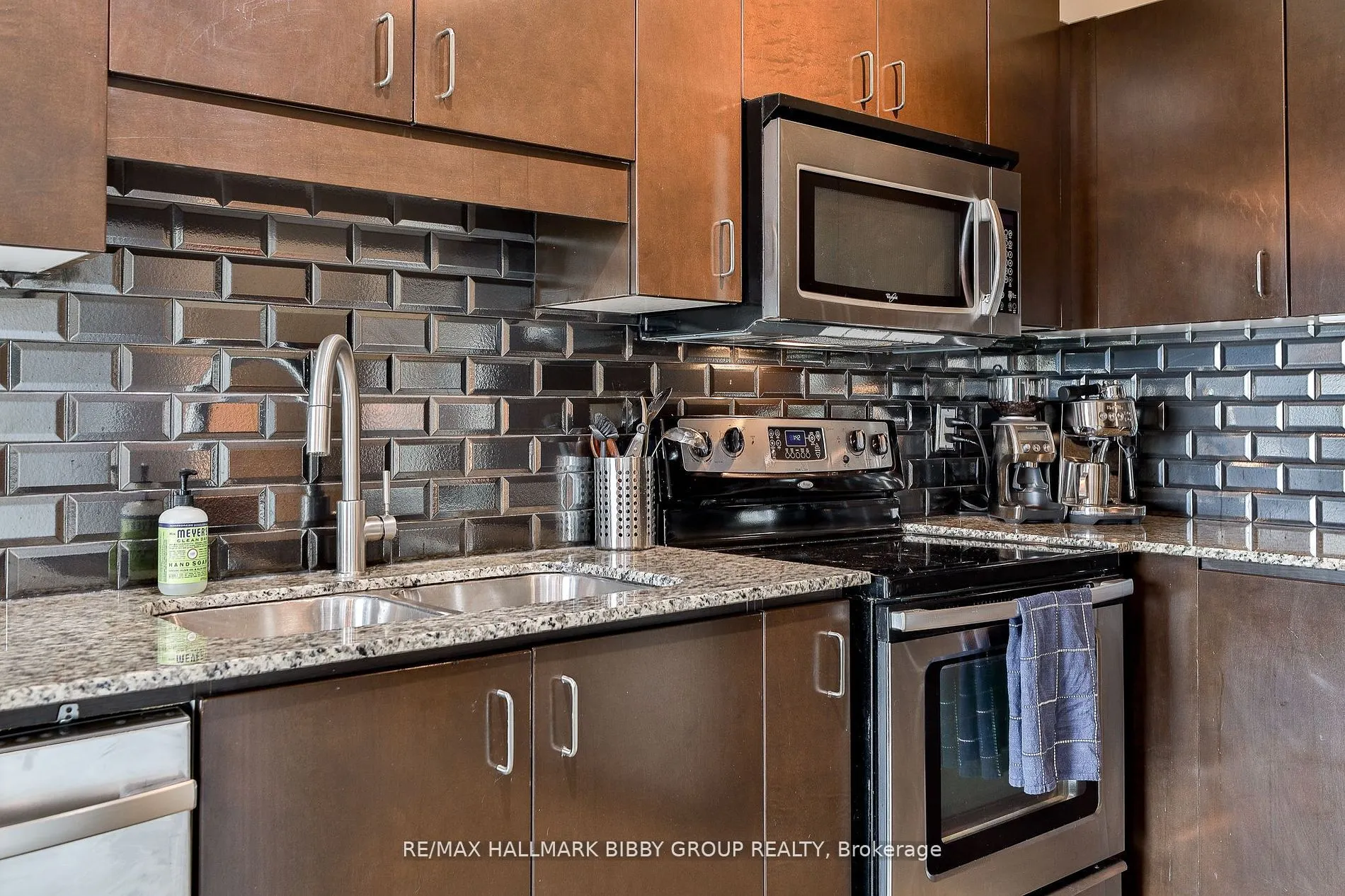 2 Fieldway Road, #505