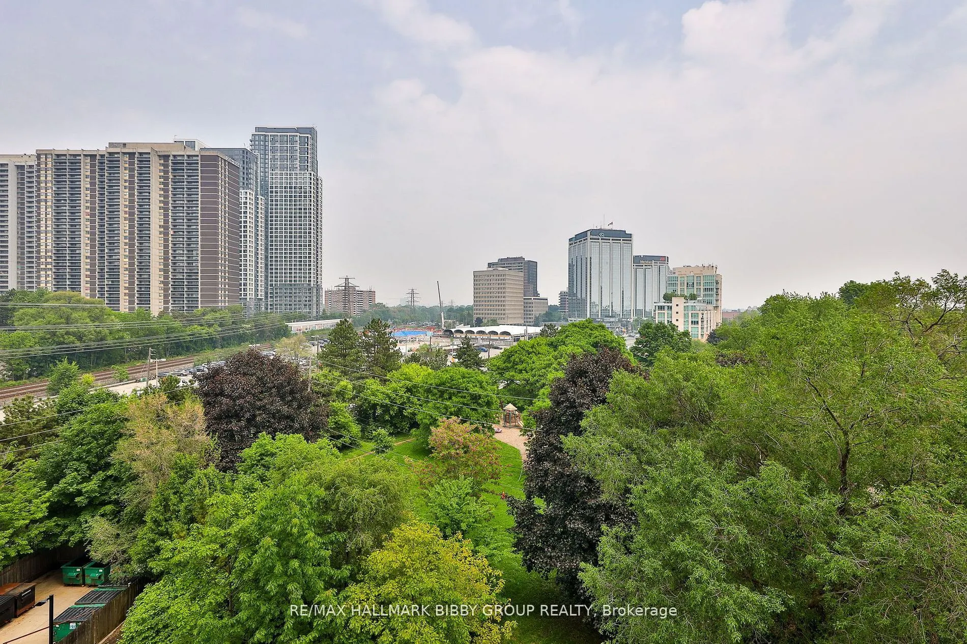 2 Fieldway Road, #505