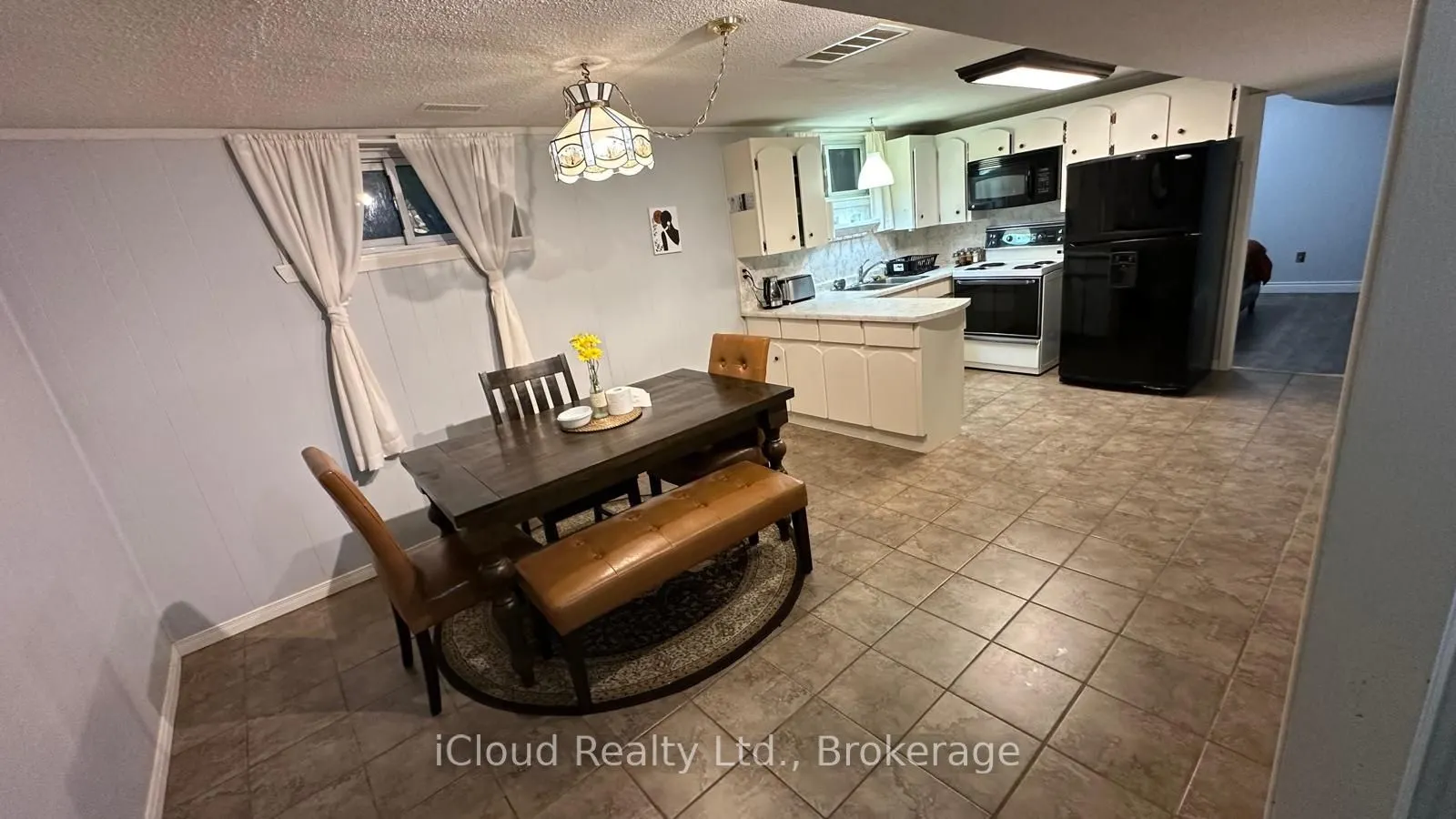 27 Bisset Avenue, #Basement