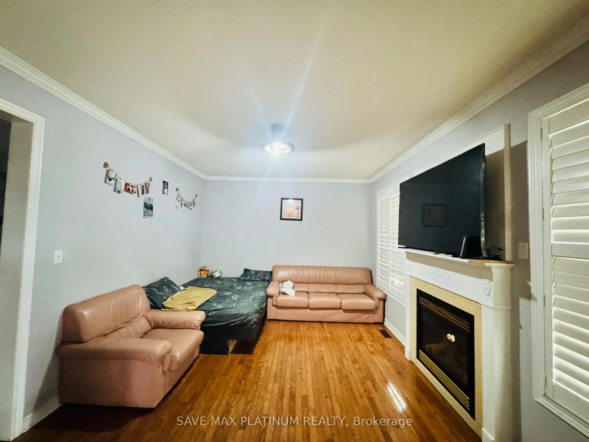 38 Chalkfarm Crescent