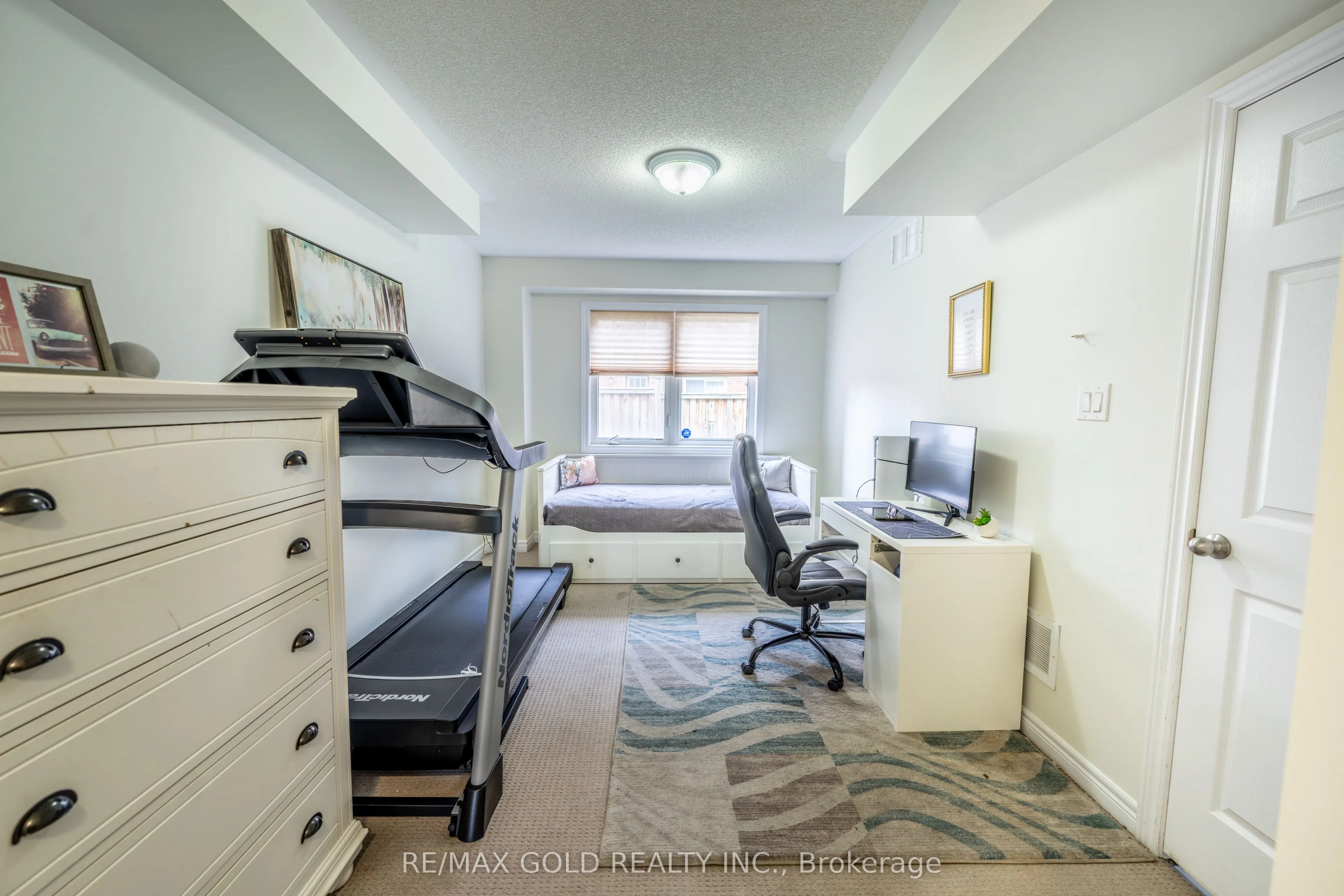 34 Rockbrook Trail