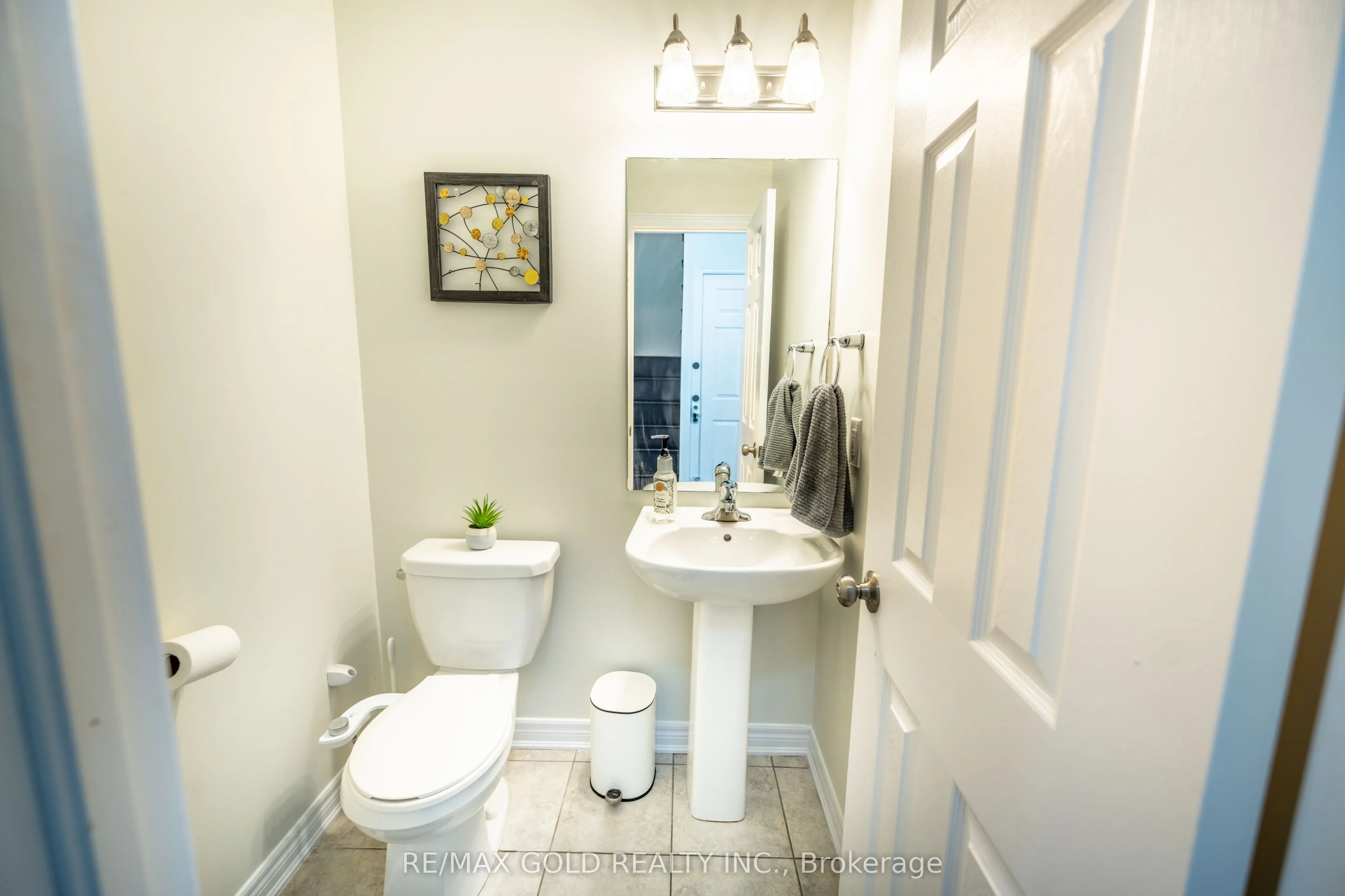 34 Rockbrook Trail