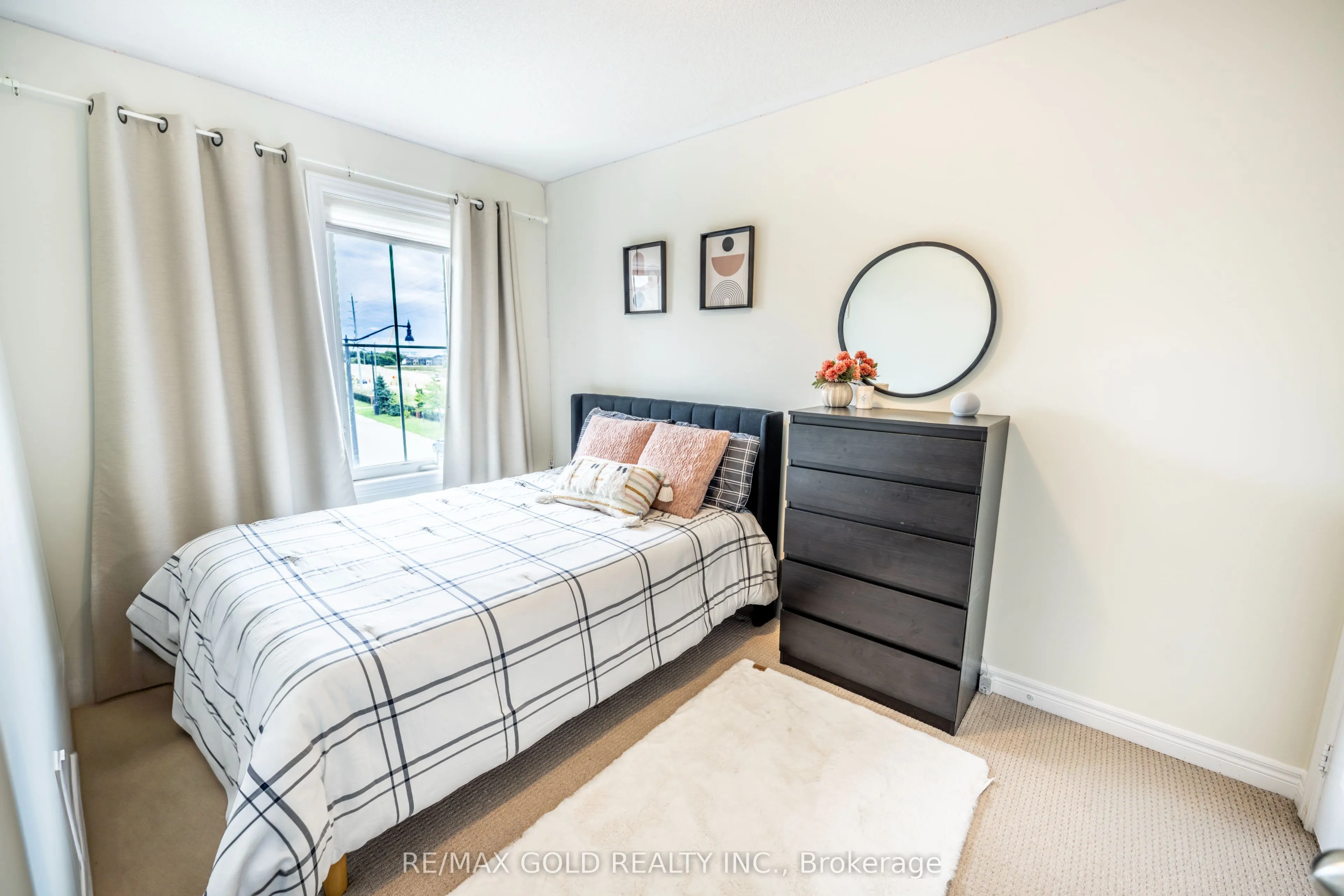 34 Rockbrook Trail