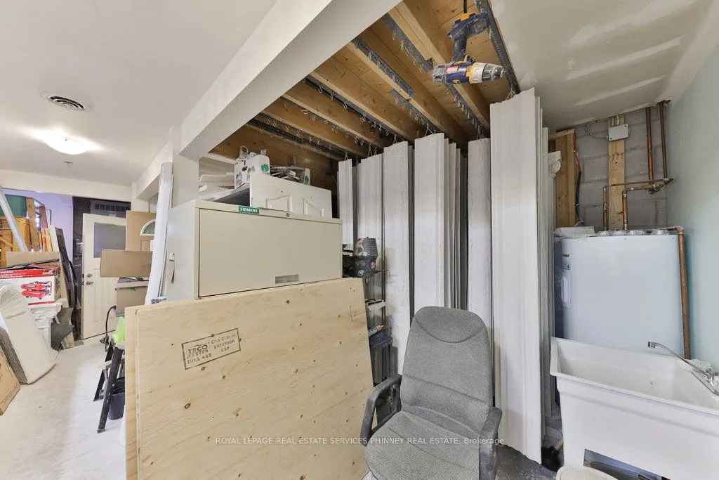 2861 Sherwood Heights Drive, #26