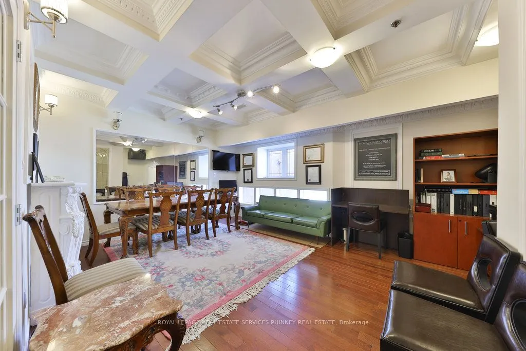 2861 Sherwood Heights Drive, #26