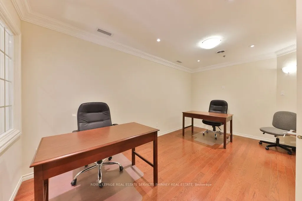 2861 Sherwood Heights Drive, #26