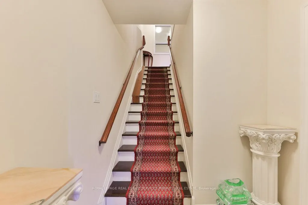 2861 Sherwood Heights Drive, #26