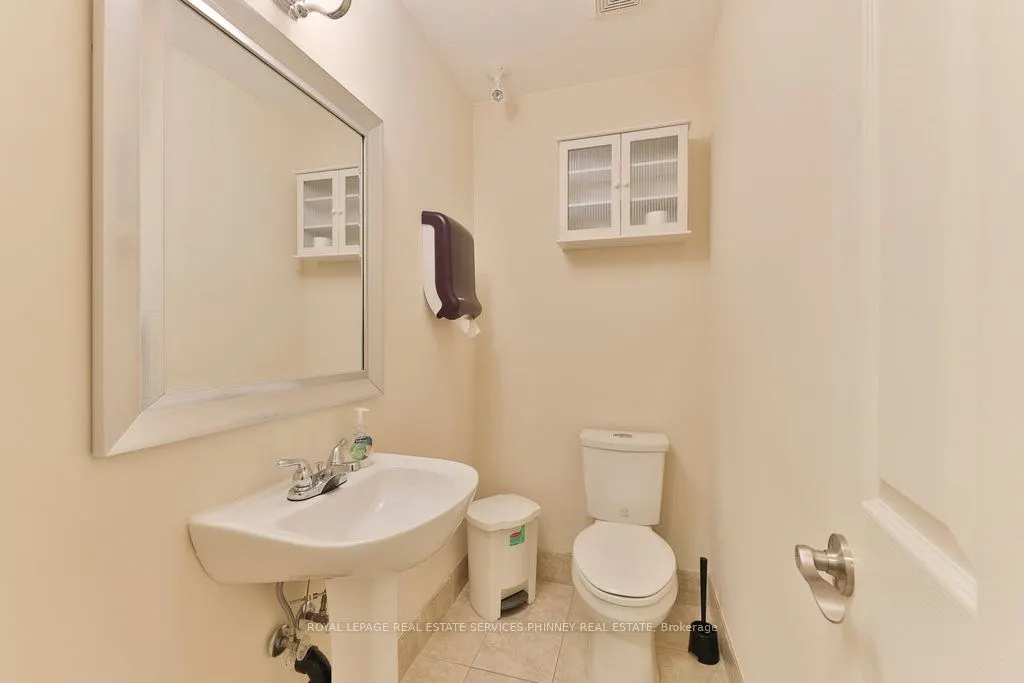 2861 Sherwood Heights Drive, #26
