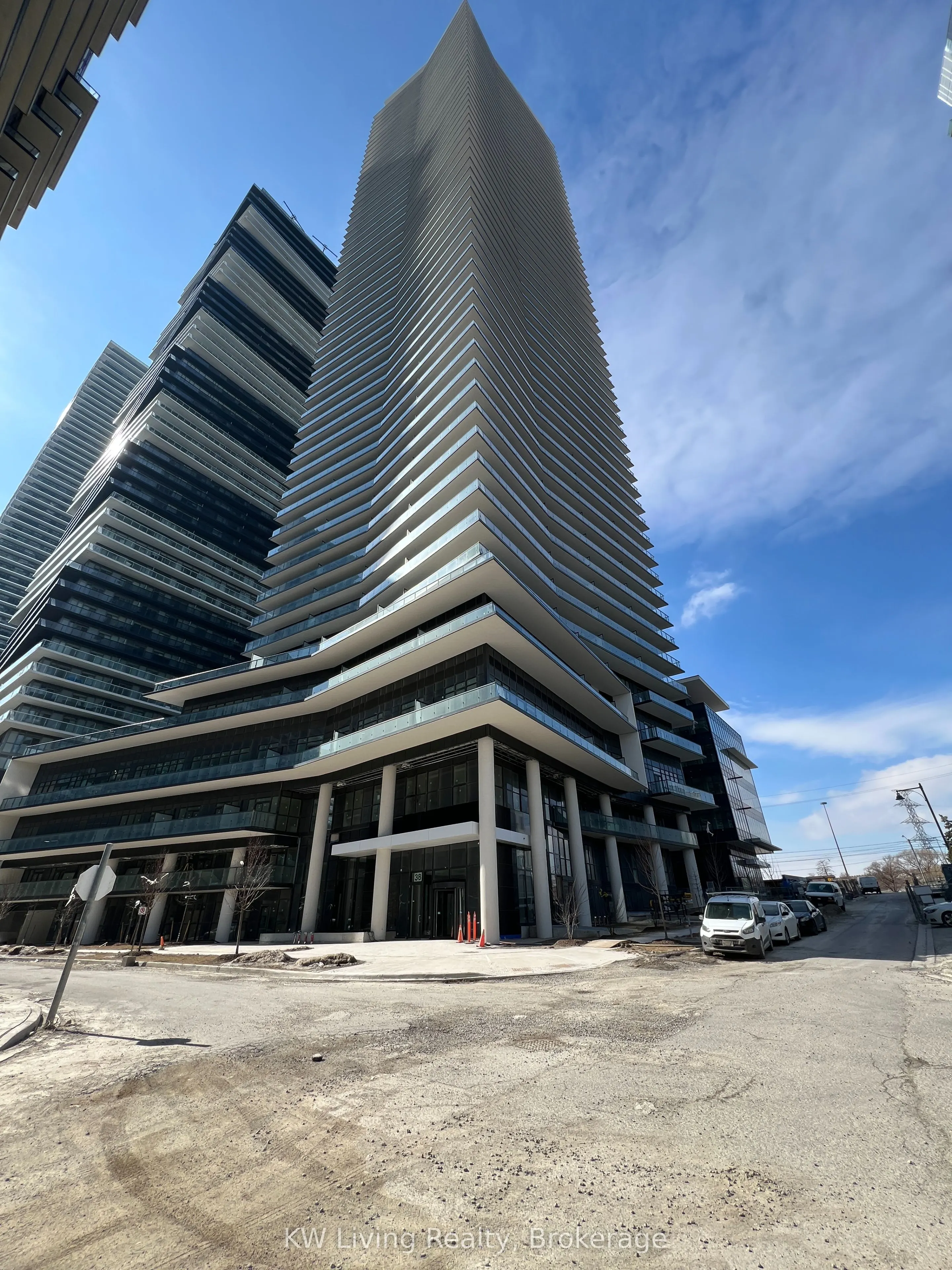 38 Annie Craig Drive, #2506