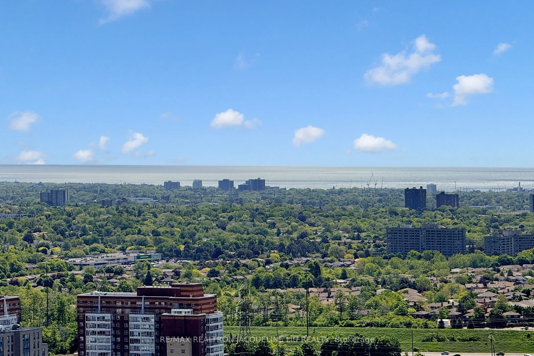 75 Eglinton Avenue W, #2801