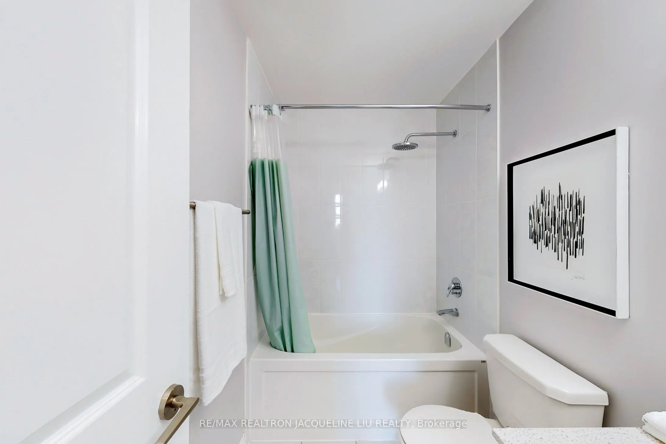 75 Eglinton Avenue W, #2801