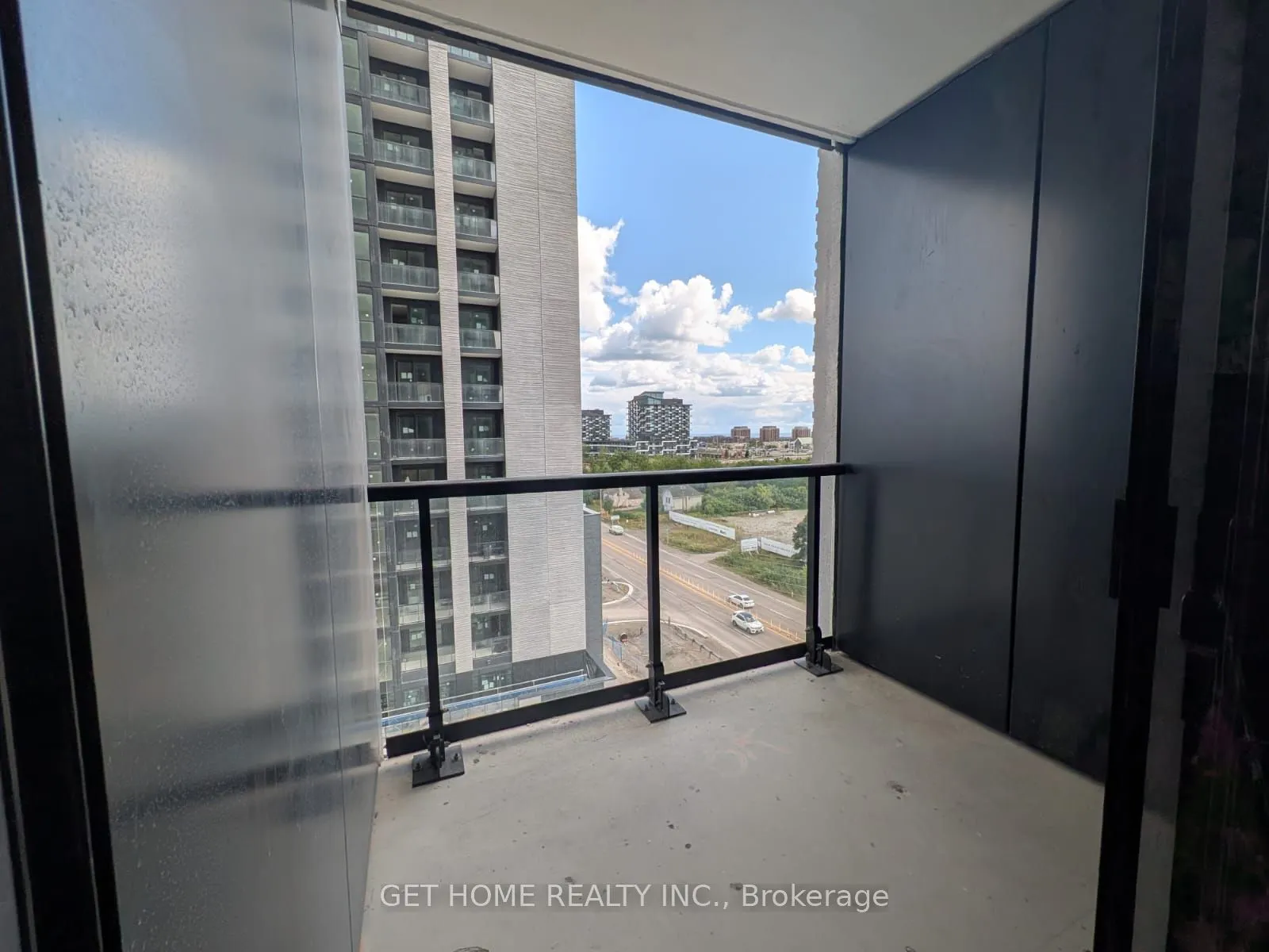 3079 Trafalgar Road, #801