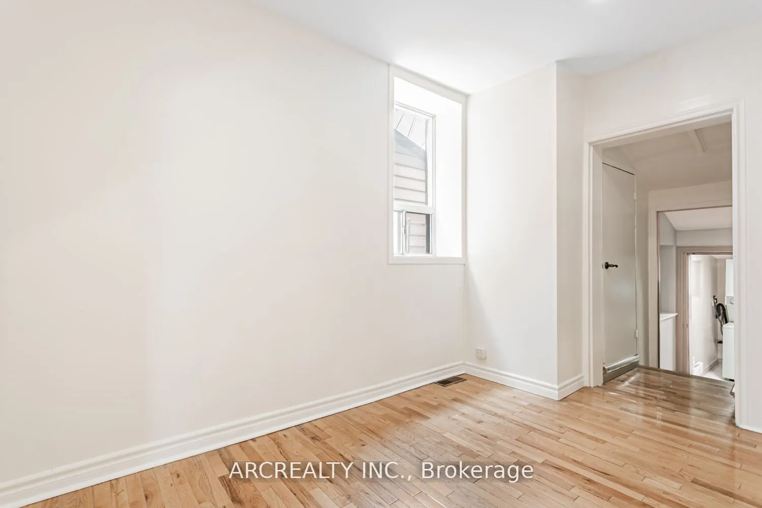 61 Hallam Street, #Main