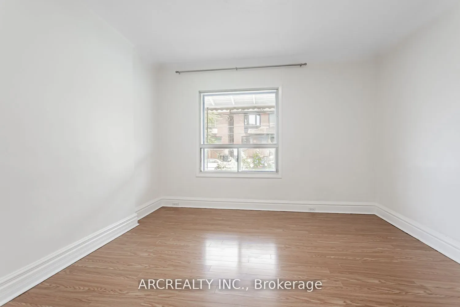 61 Hallam Street, #Main