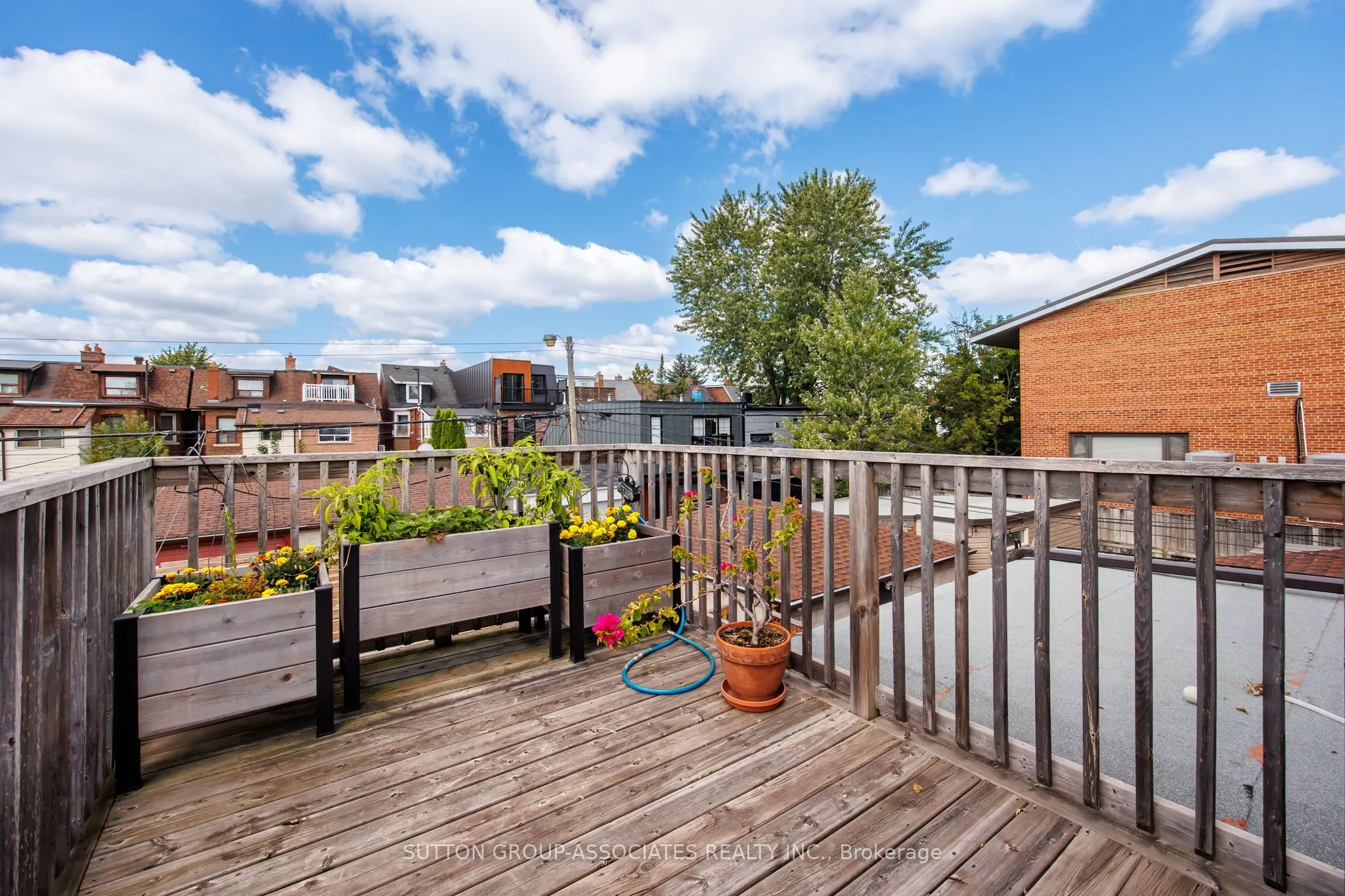 32 St Clair Gardens