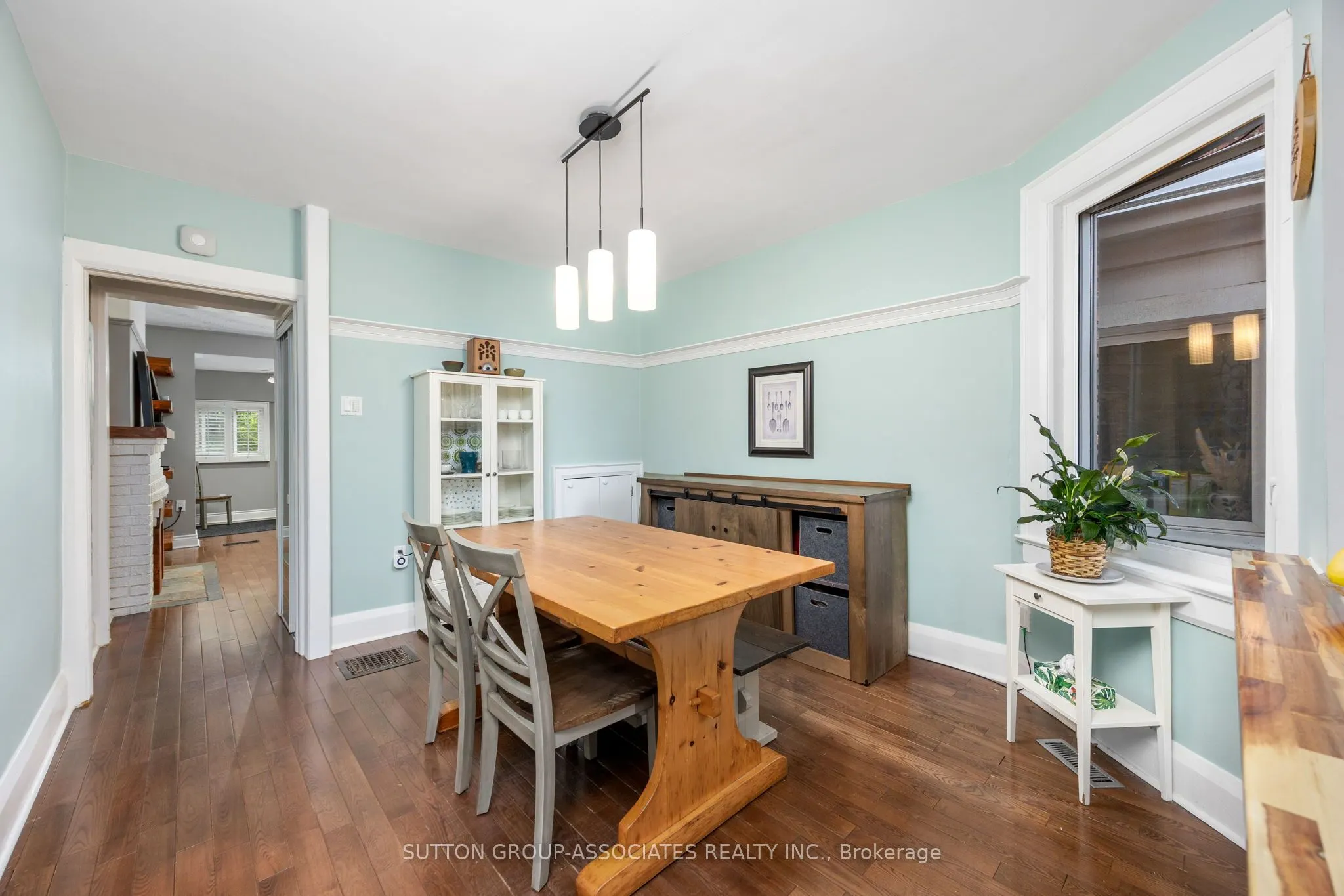 32 St Clair Gardens