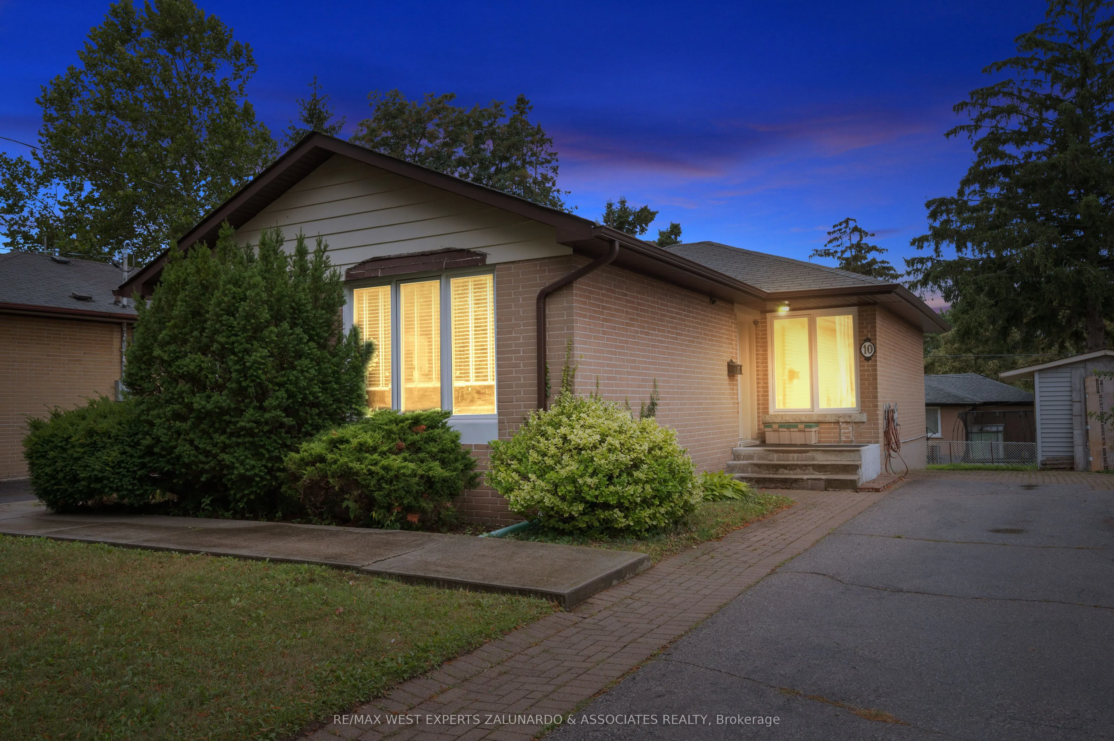 10 Dashwood Crescent