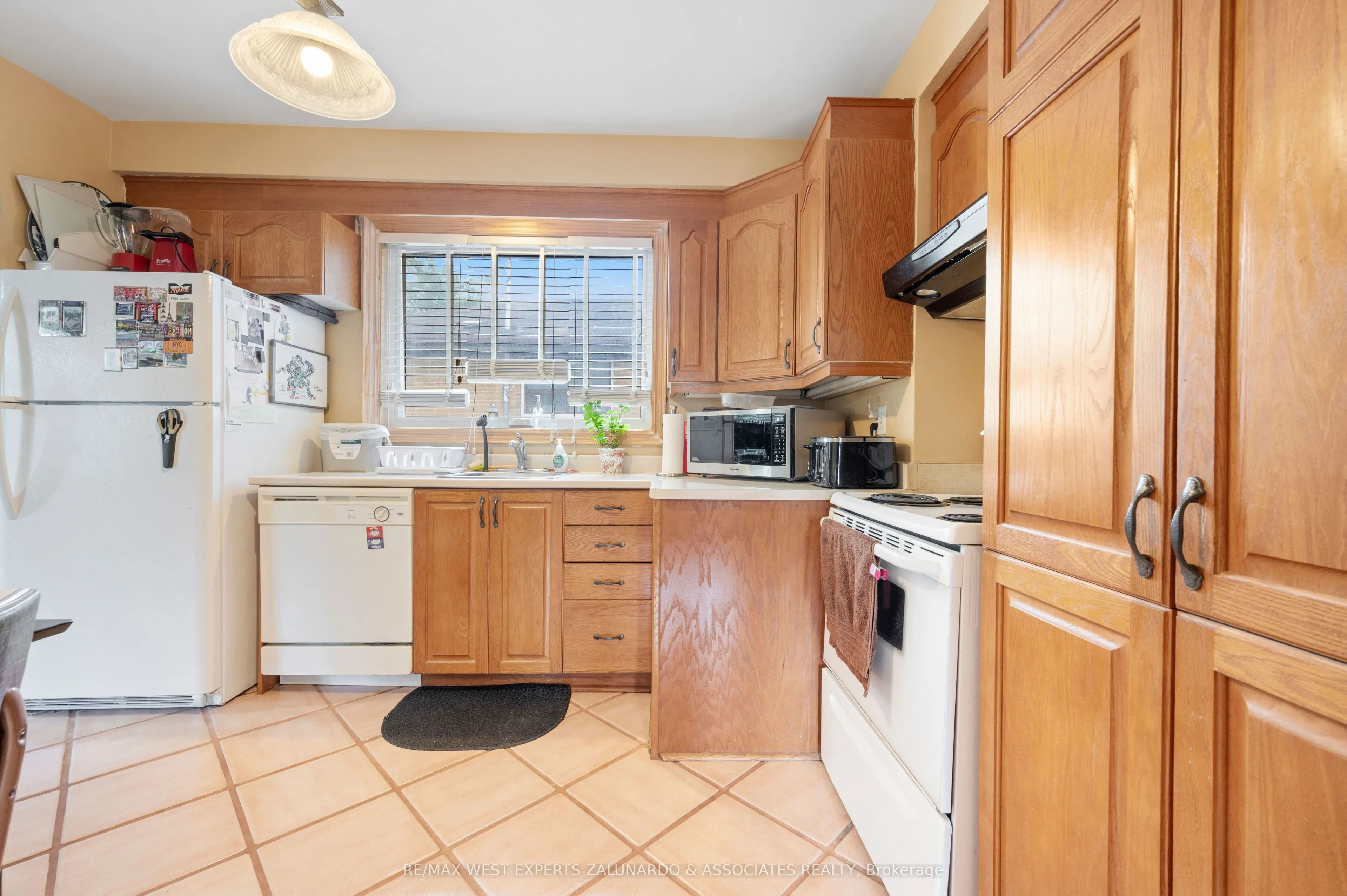 10 Dashwood Crescent