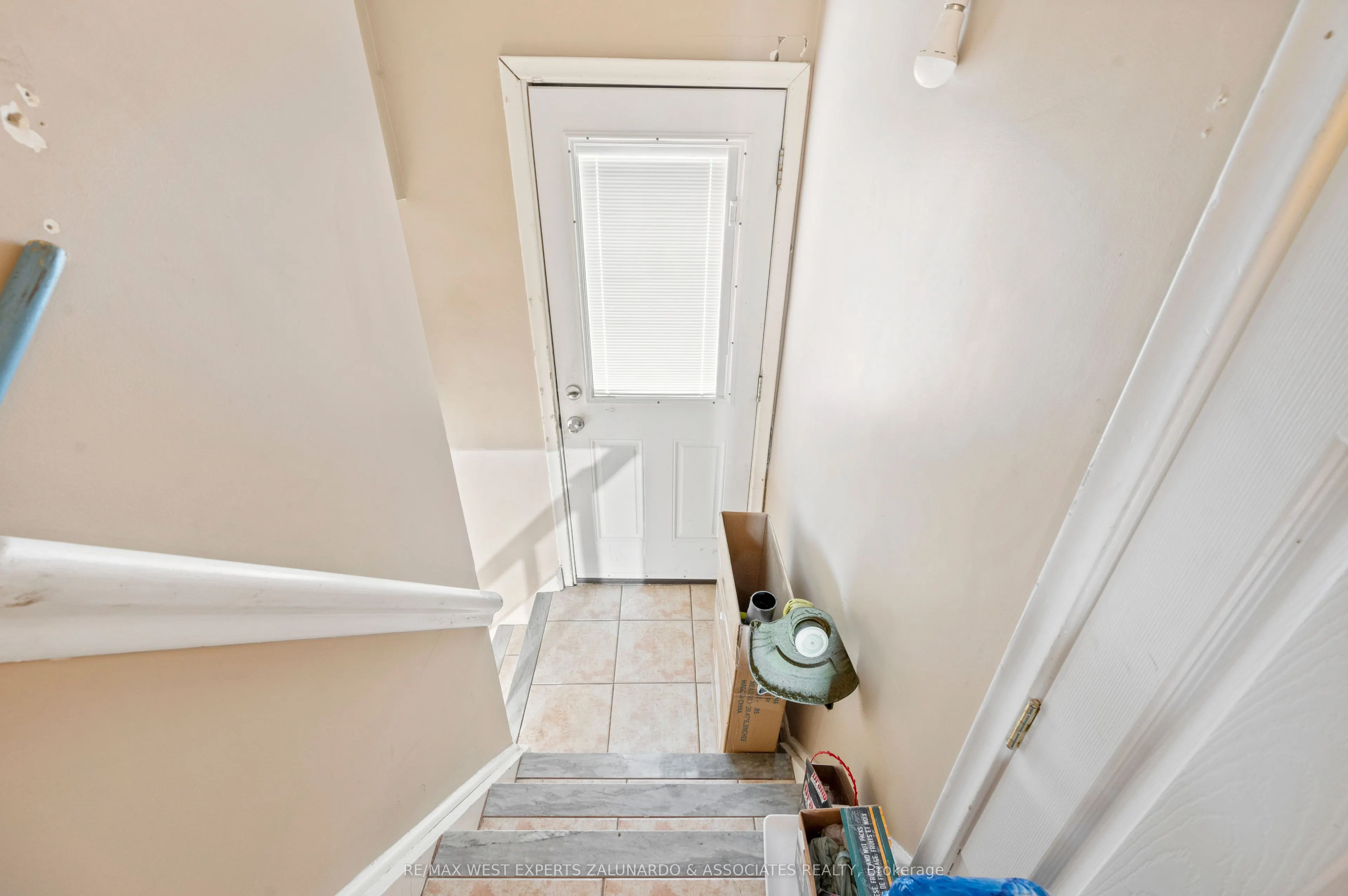 10 Dashwood Crescent