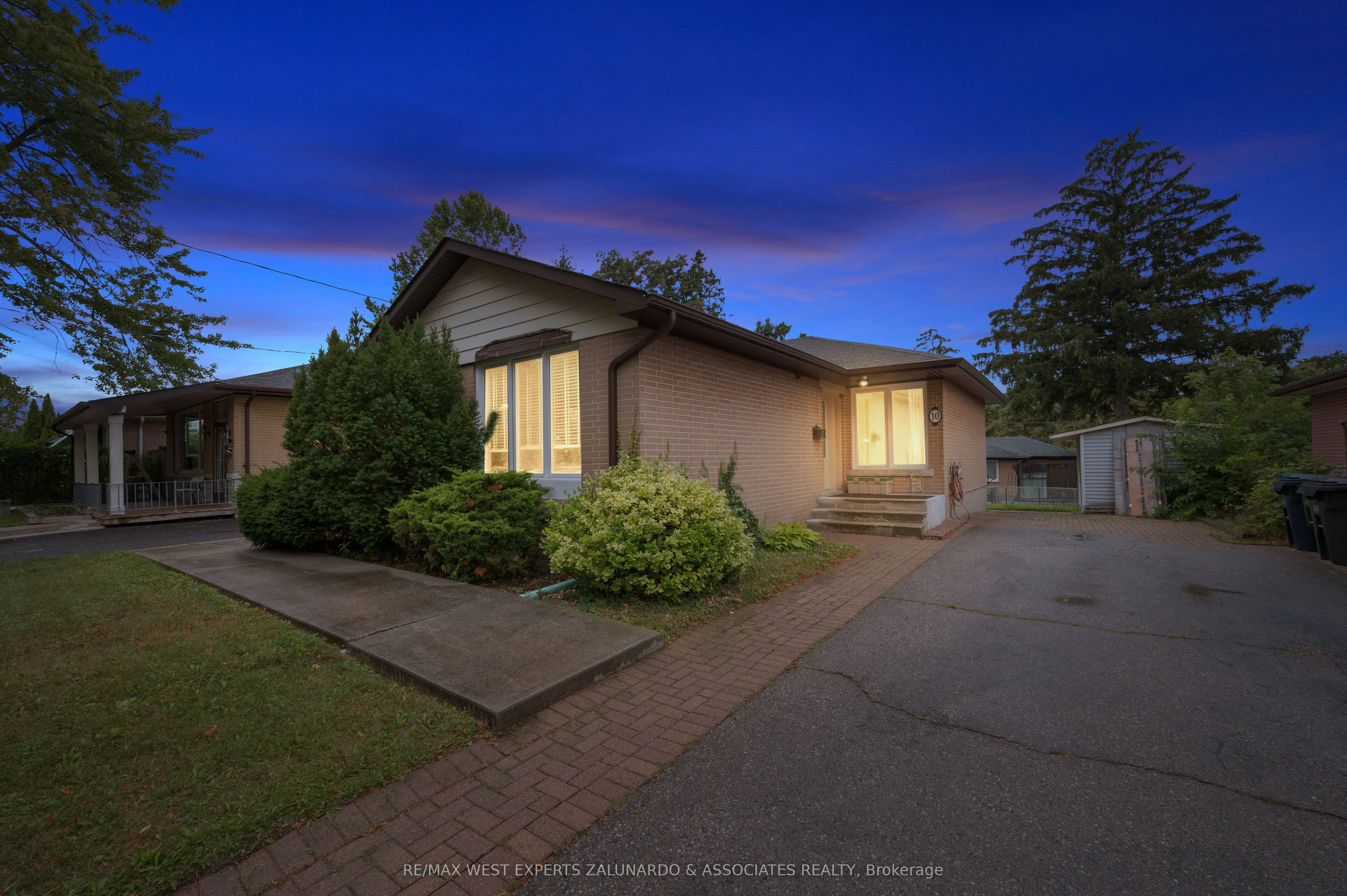 10 Dashwood Crescent