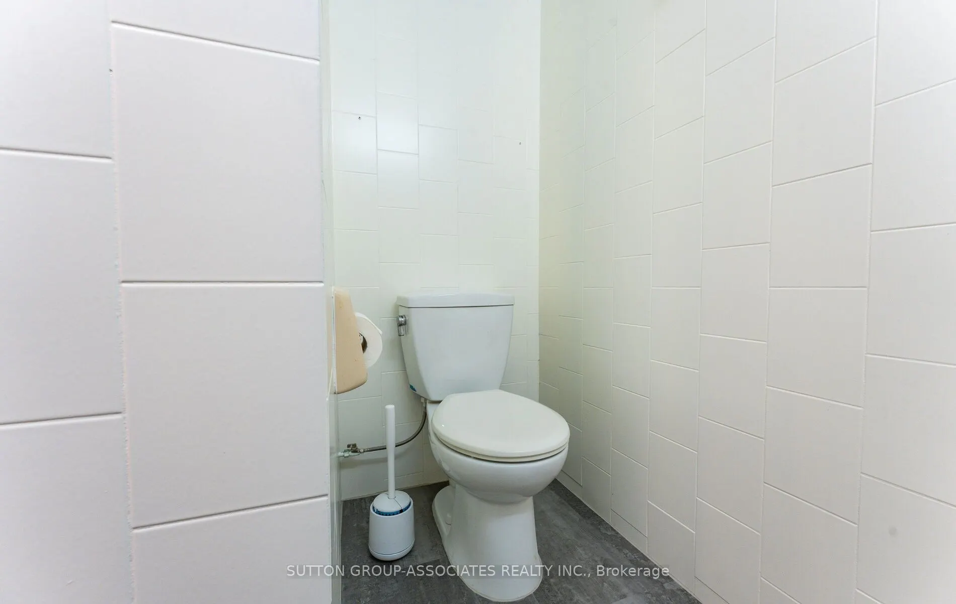 118 Nairn Avenue, #Lower