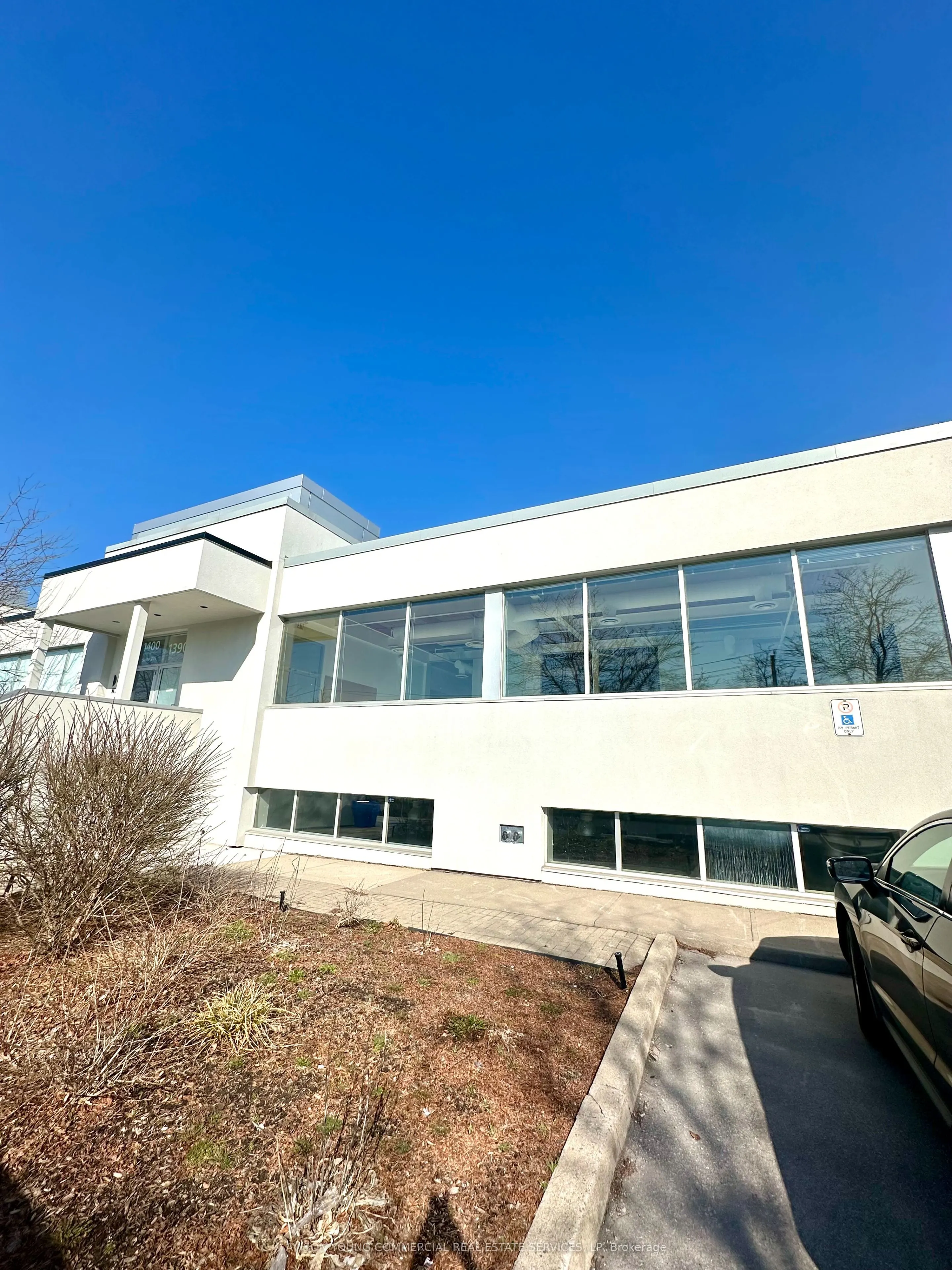 1400 Castlefield Avenue, #205