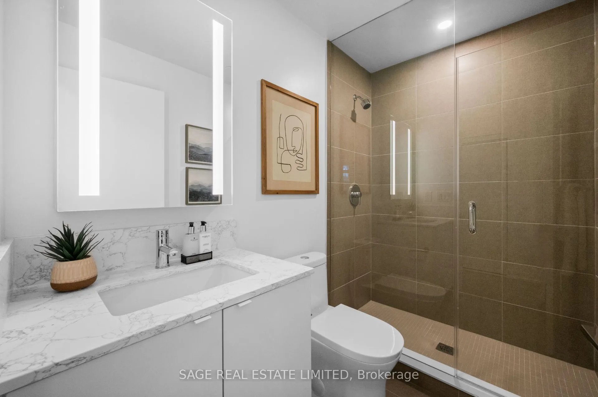270 Dufferin Street, #711
