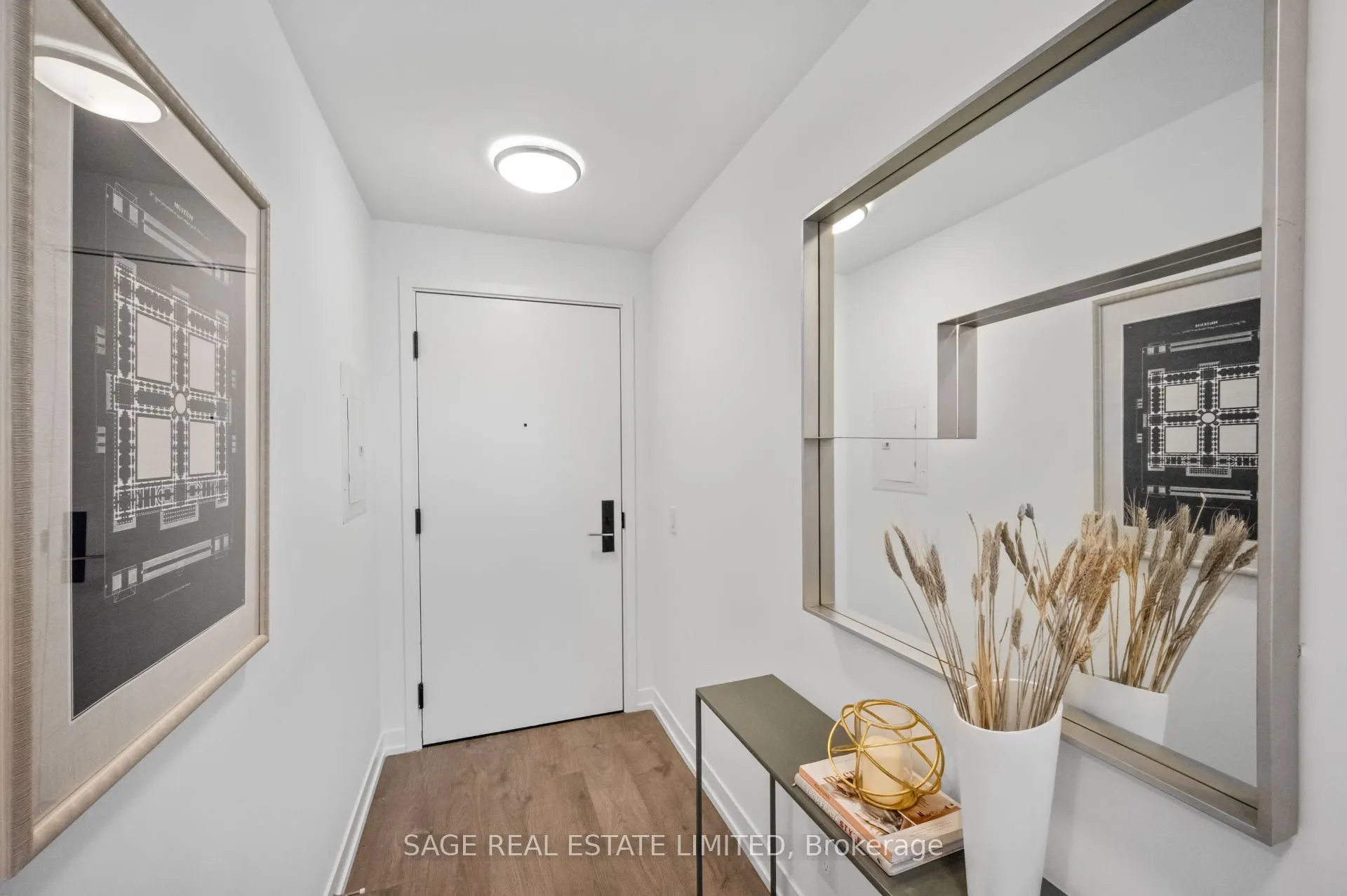 270 Dufferin Street, #711