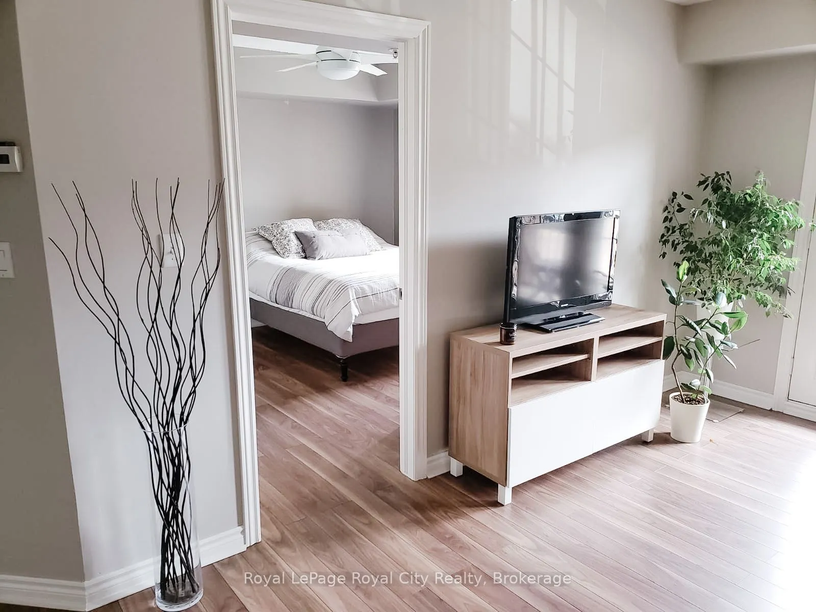 1483 Maple Avenue, #204