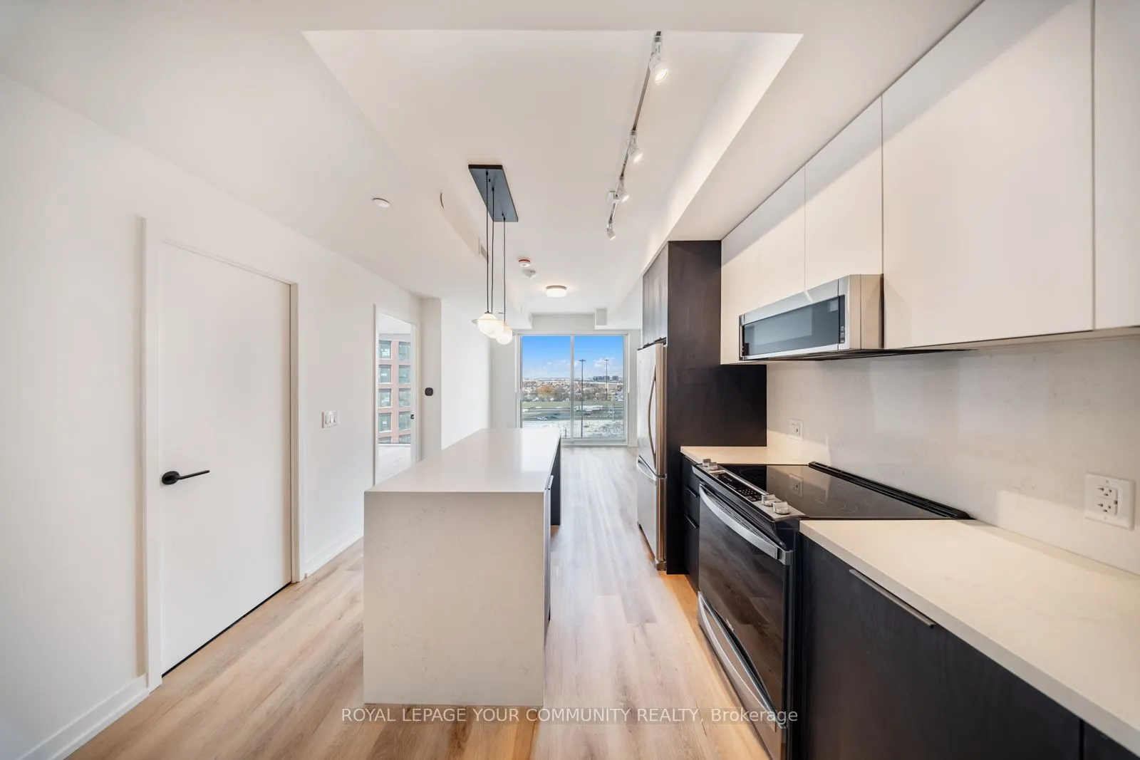 5 York Garden Way, #701