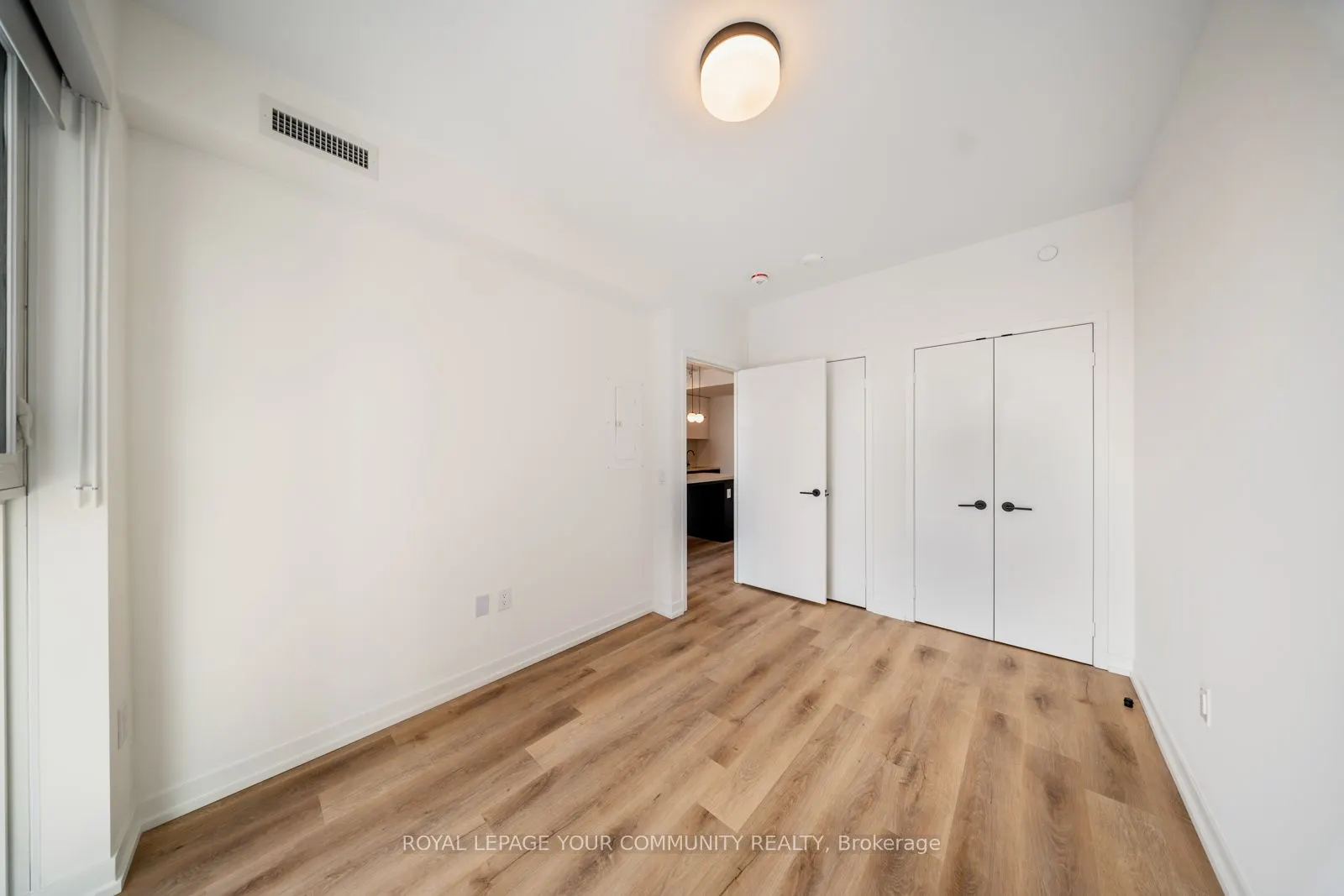 5 York Garden Way, #701