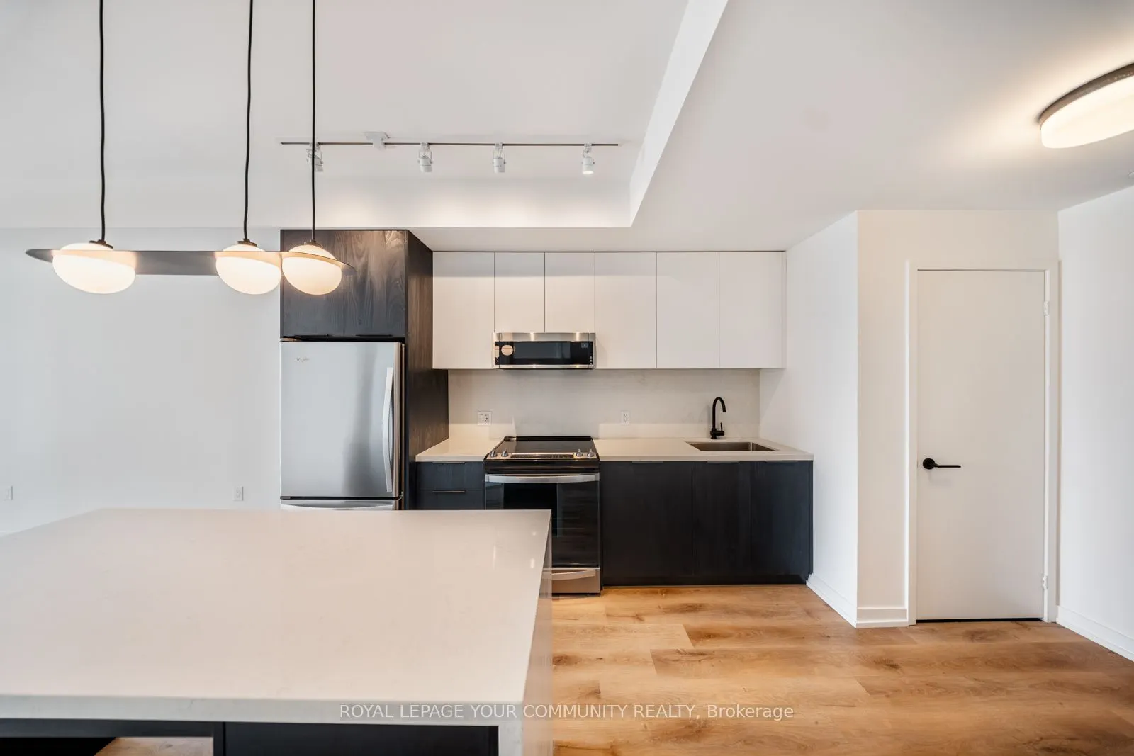 5 York Garden Way, #701