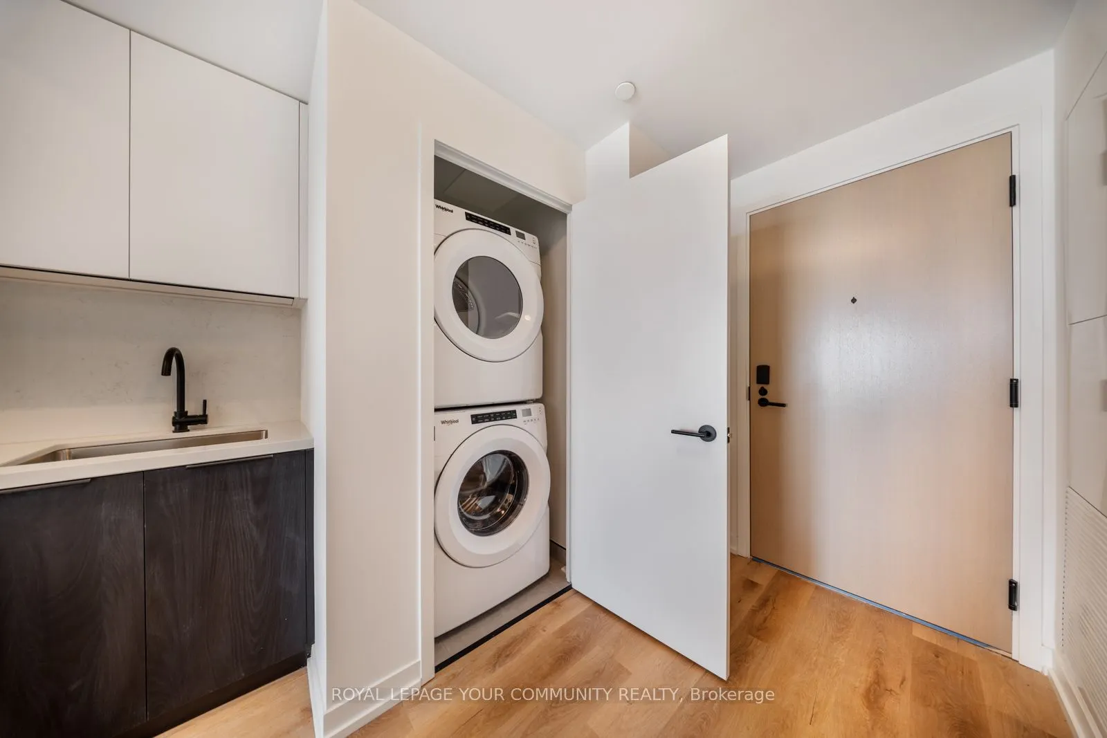 5 York Garden Way, #701