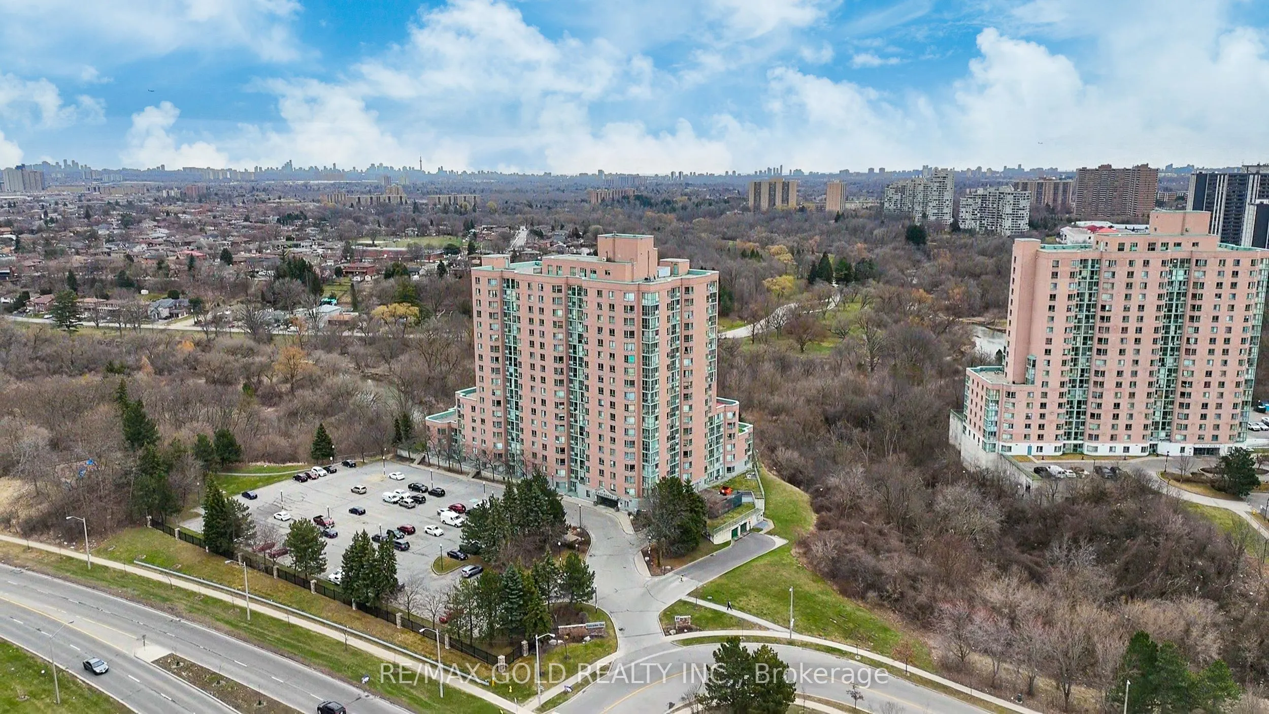 61 Markbrook Lane, #413