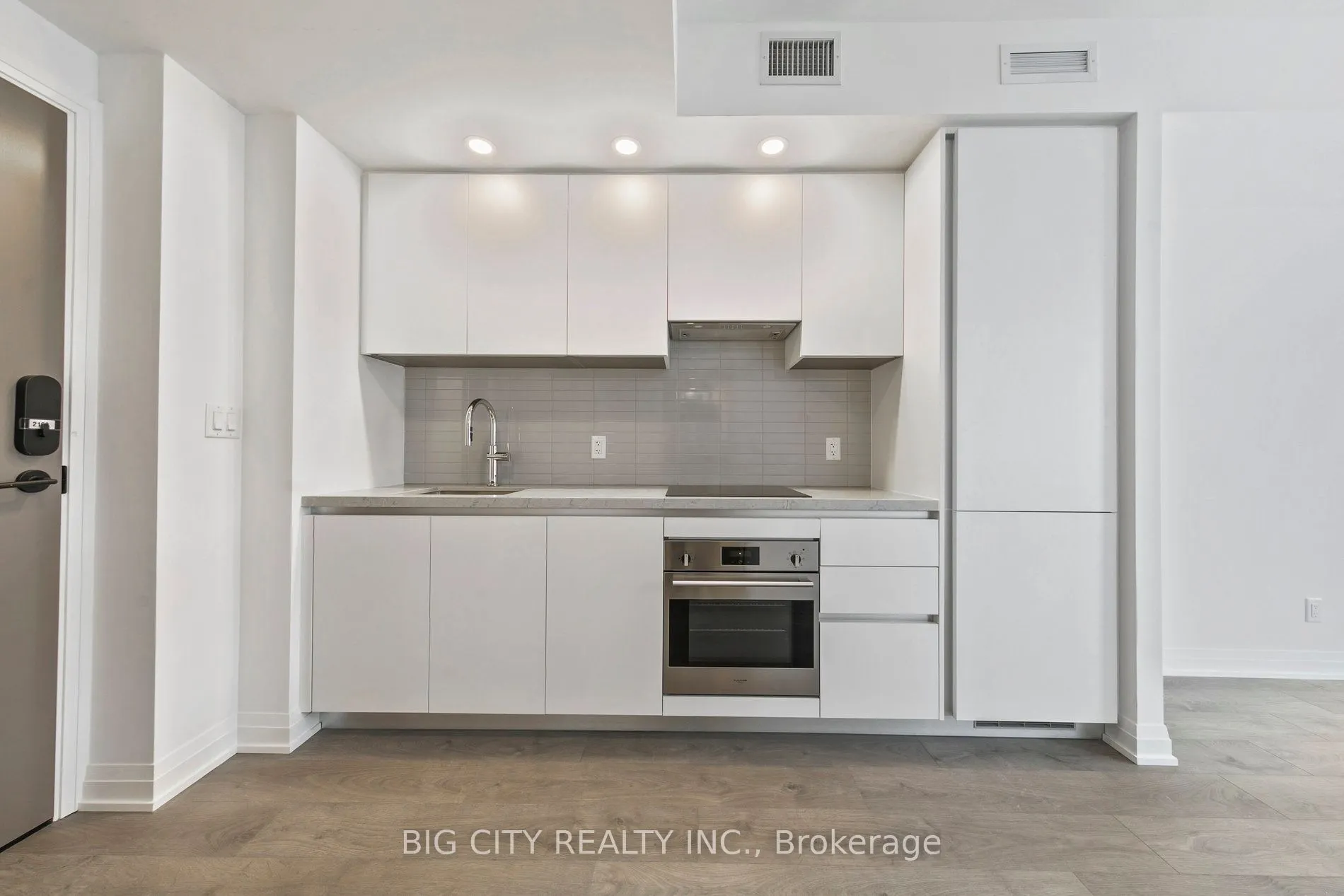 4015 The Exchange, #2109
