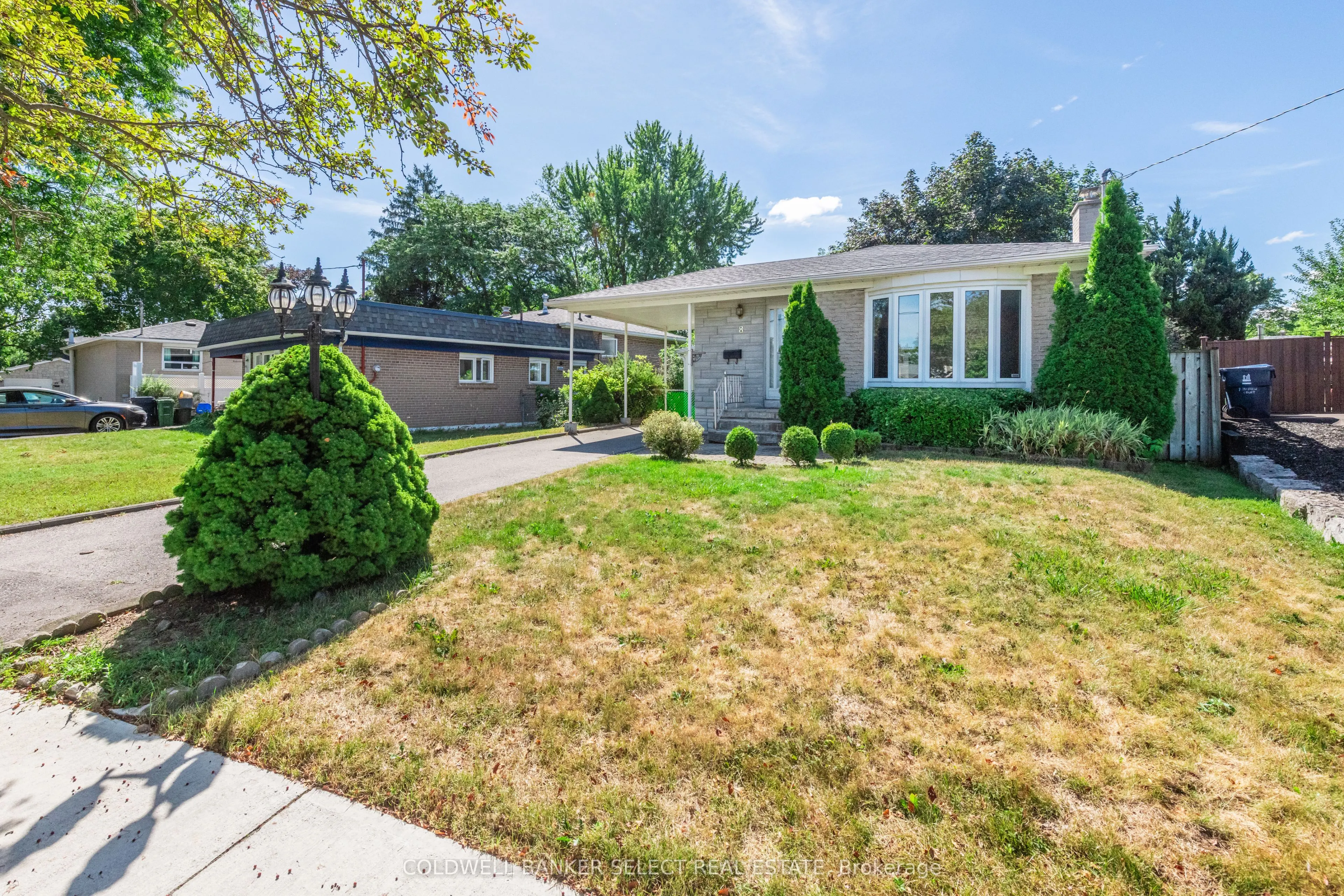 8 Millview Court